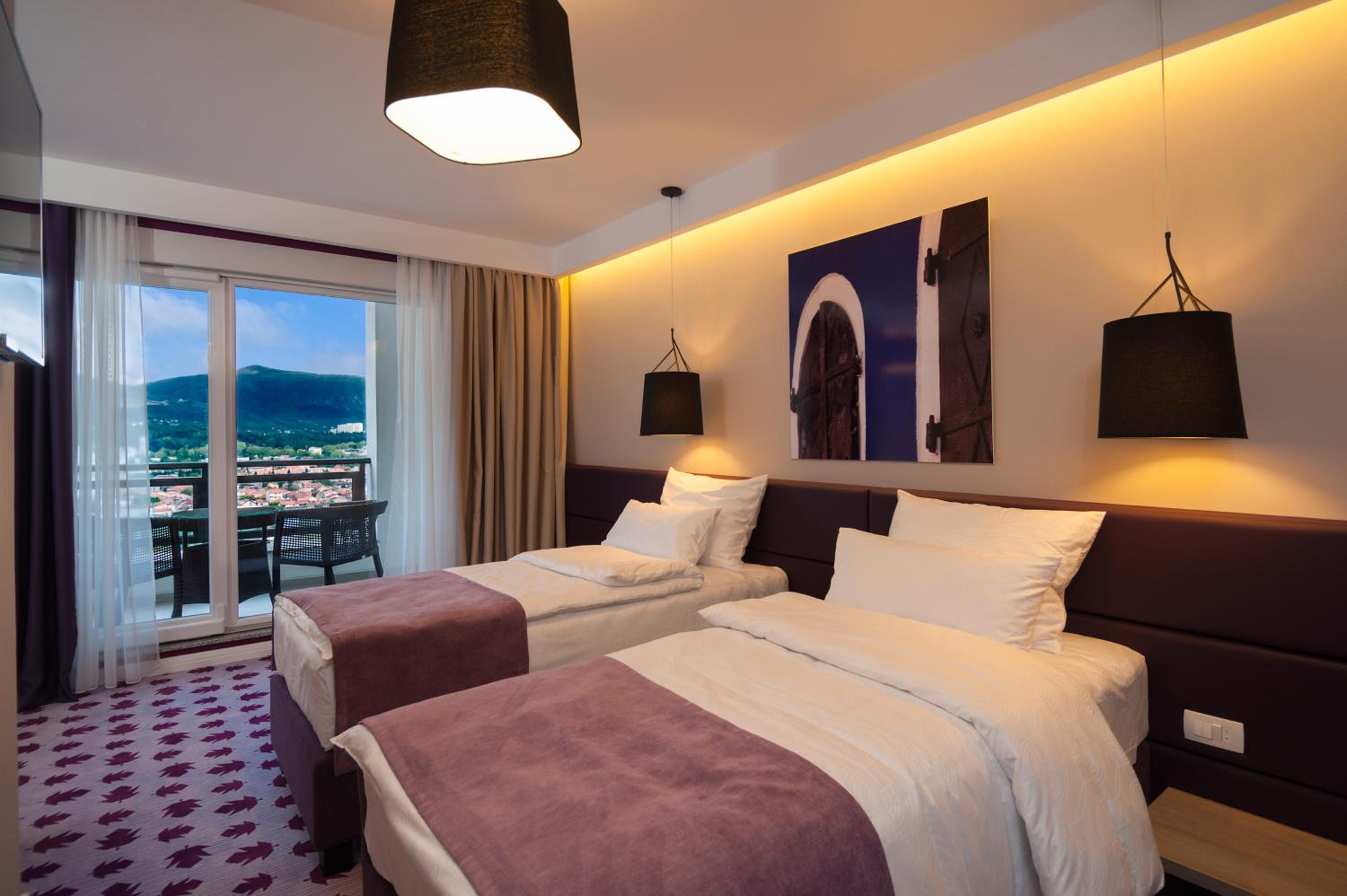 Triple Room with Balcony