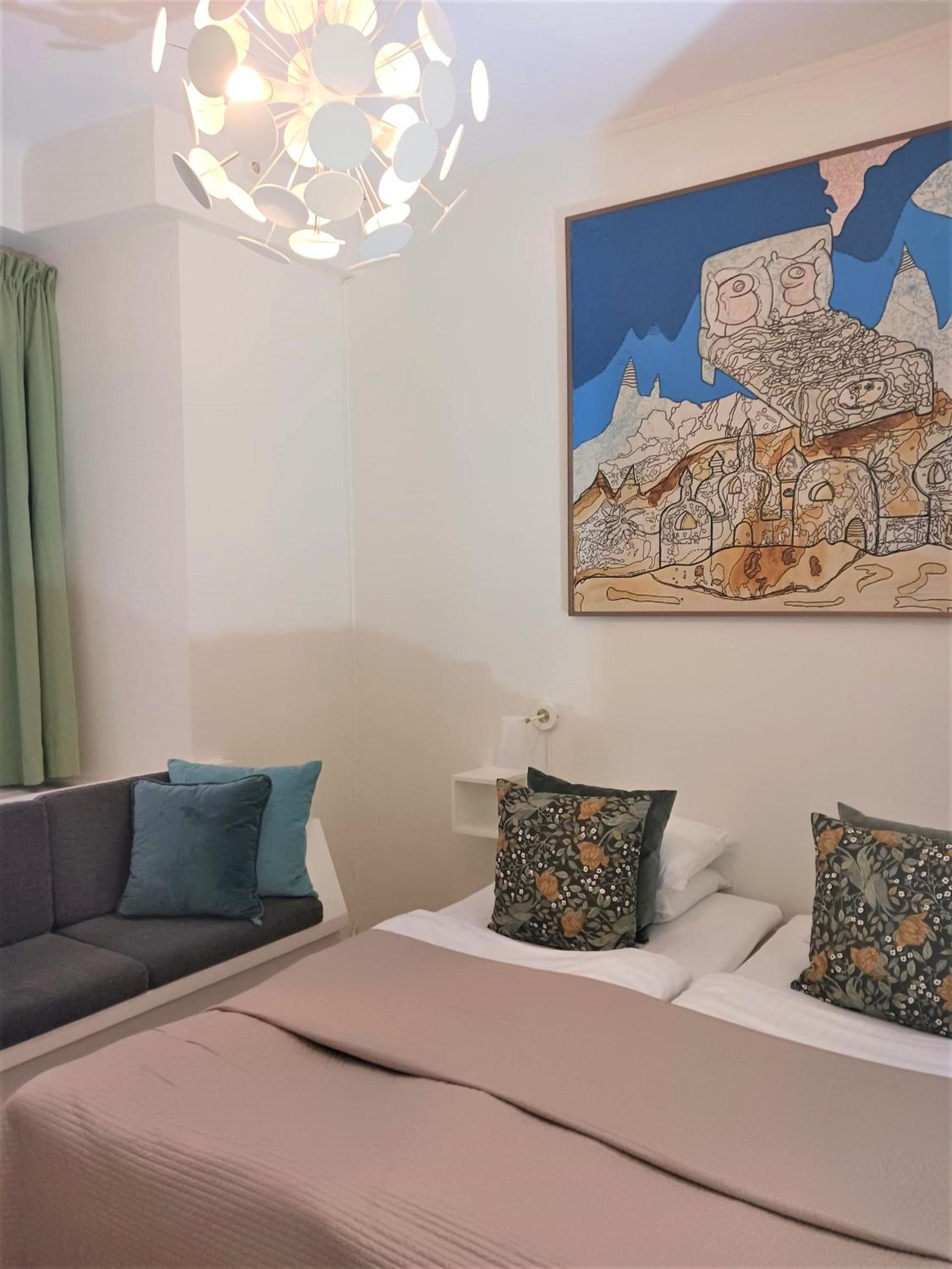 Budget Twin Room - Ground Floor