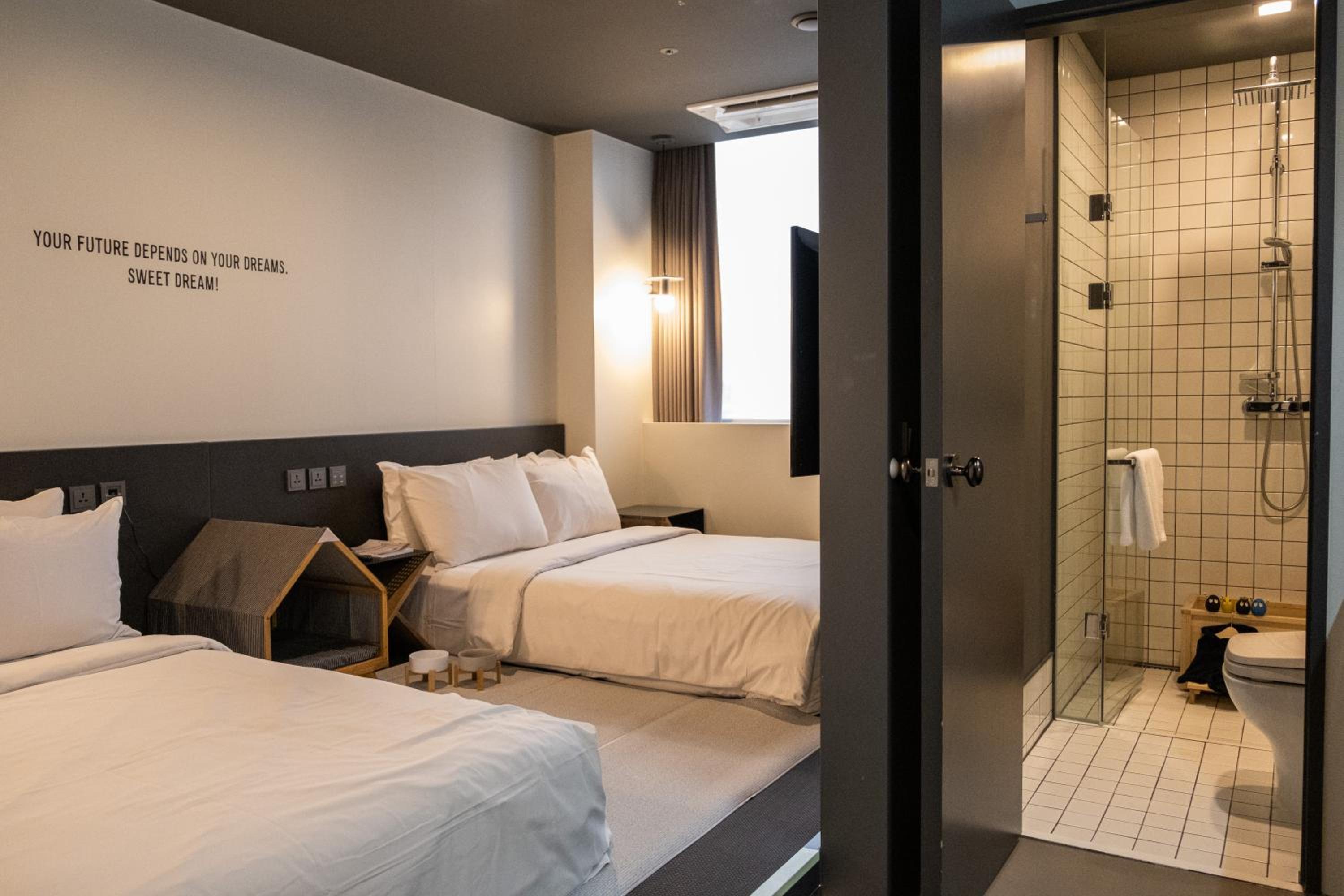 Double Room With Two Double Beds - Dog Allowed