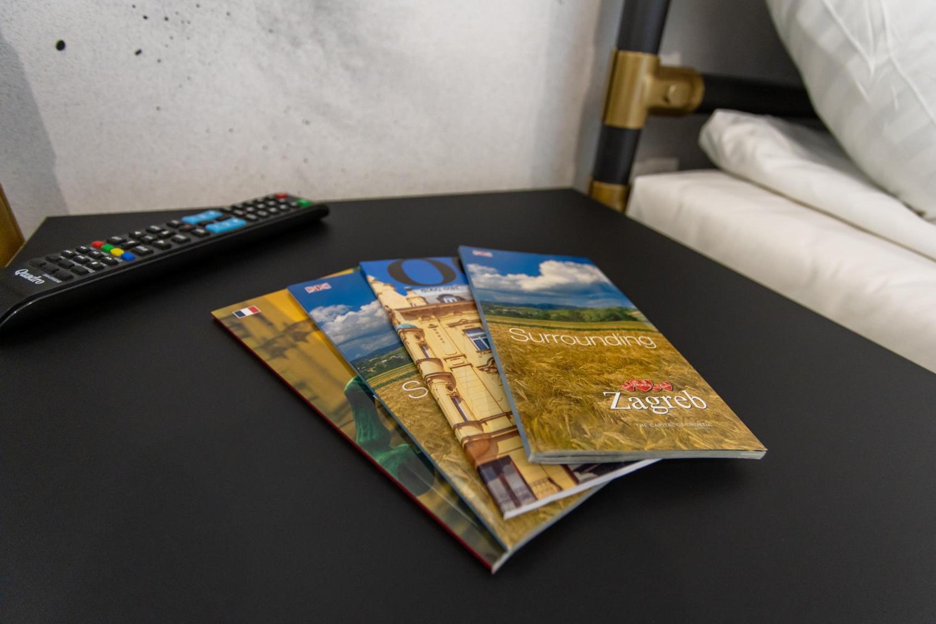 Family Room with City View 