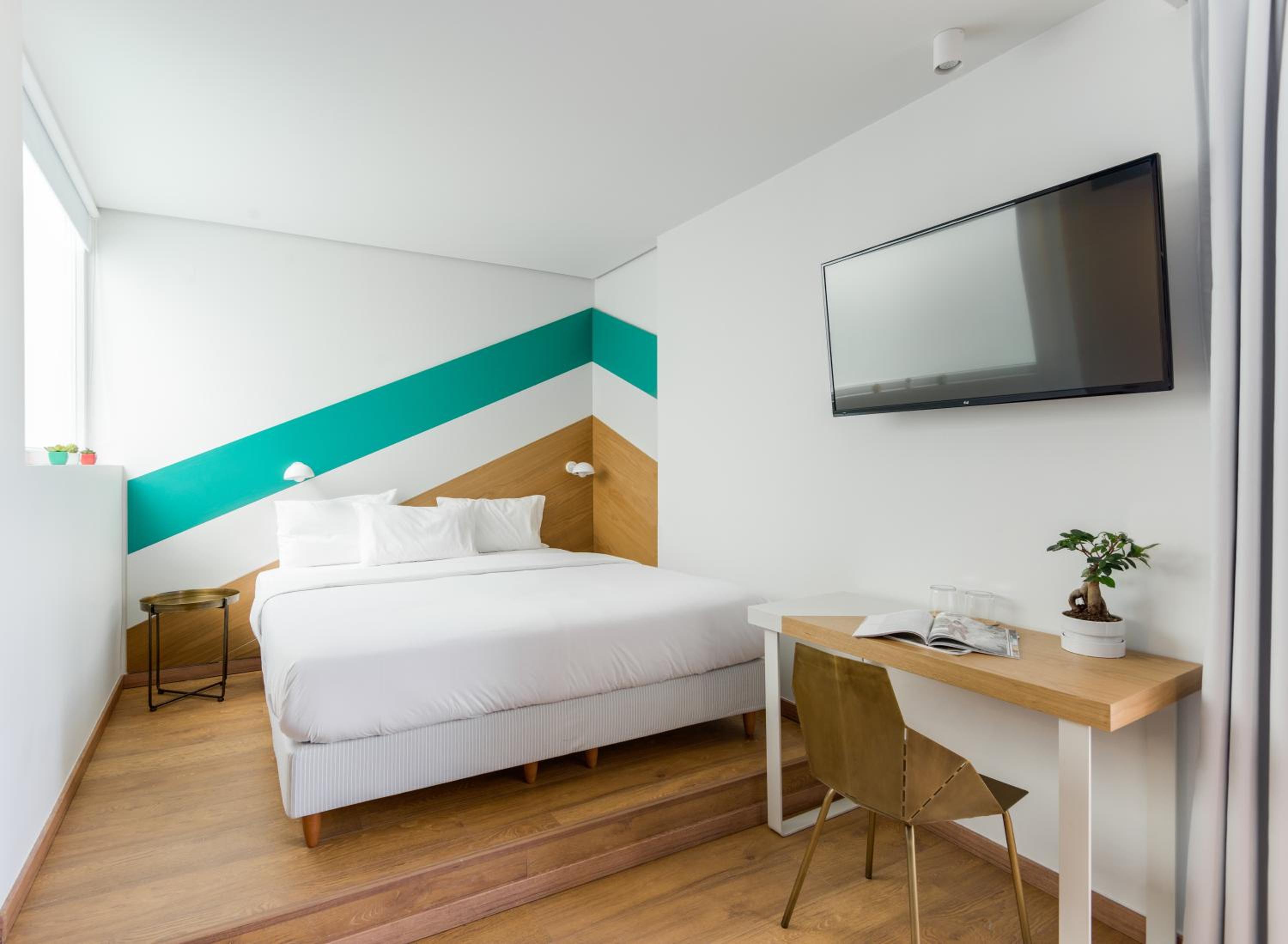 Deluxe Double Room with Private Terrace & Jacuzzi