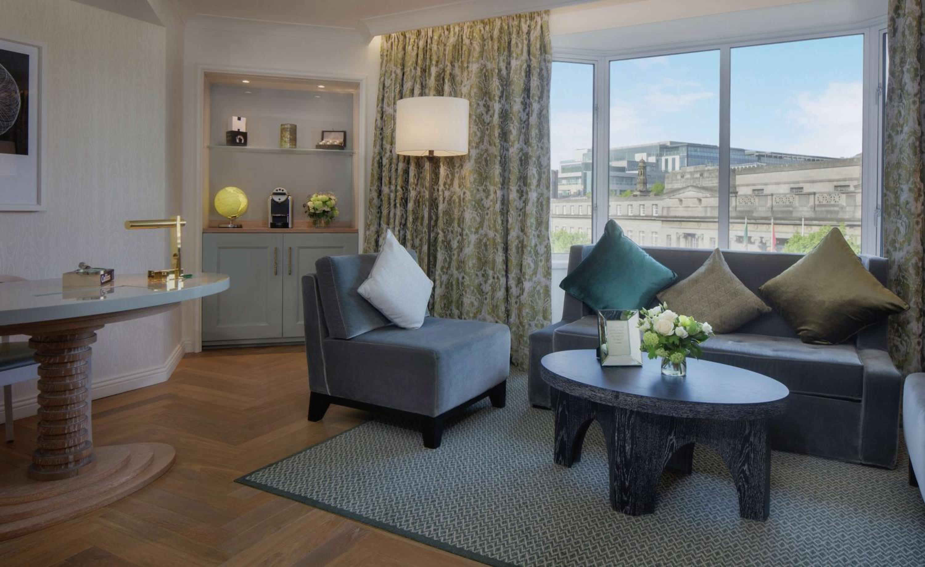 One-Bedroom King Suite