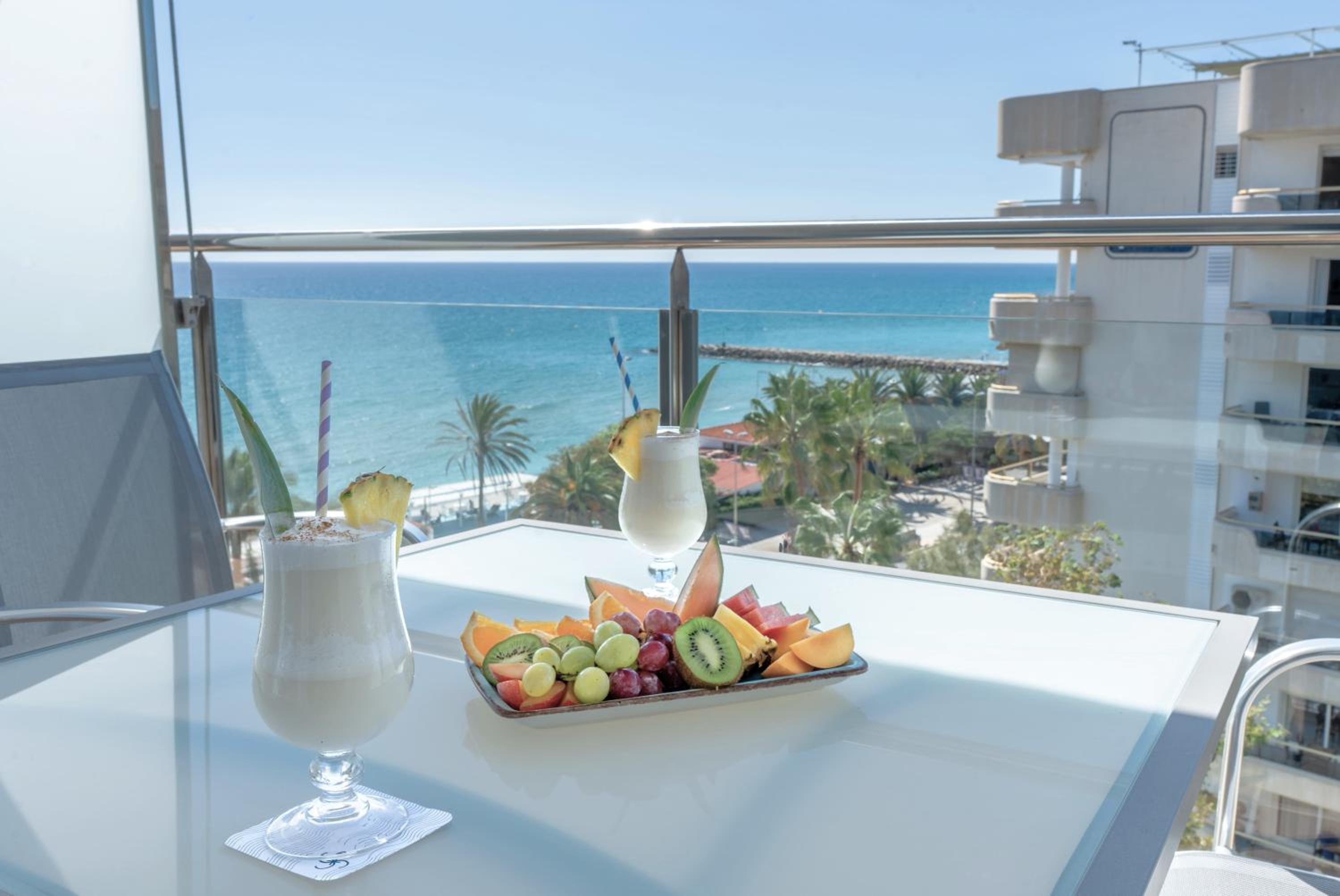 Executive Double or Twin Room with Partial Sea View