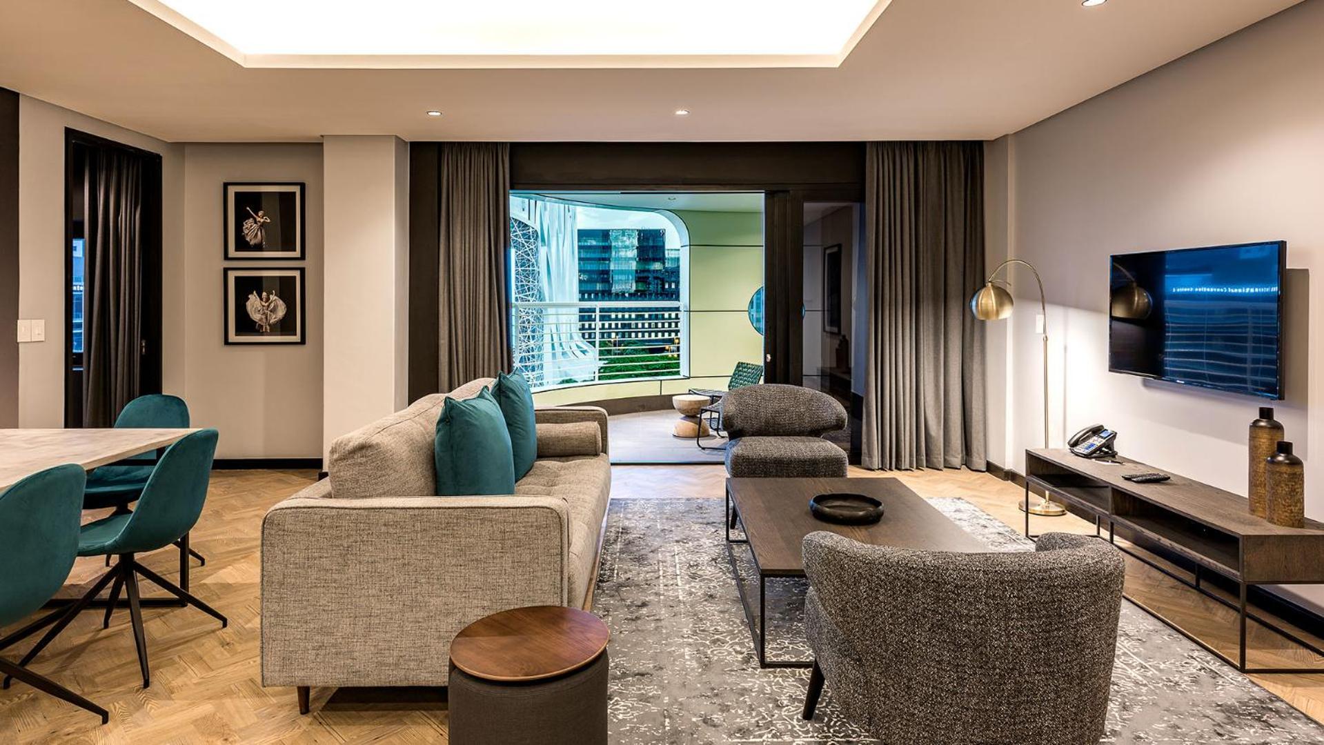 Deluxe Two-Bedroom Apartment with Balcony