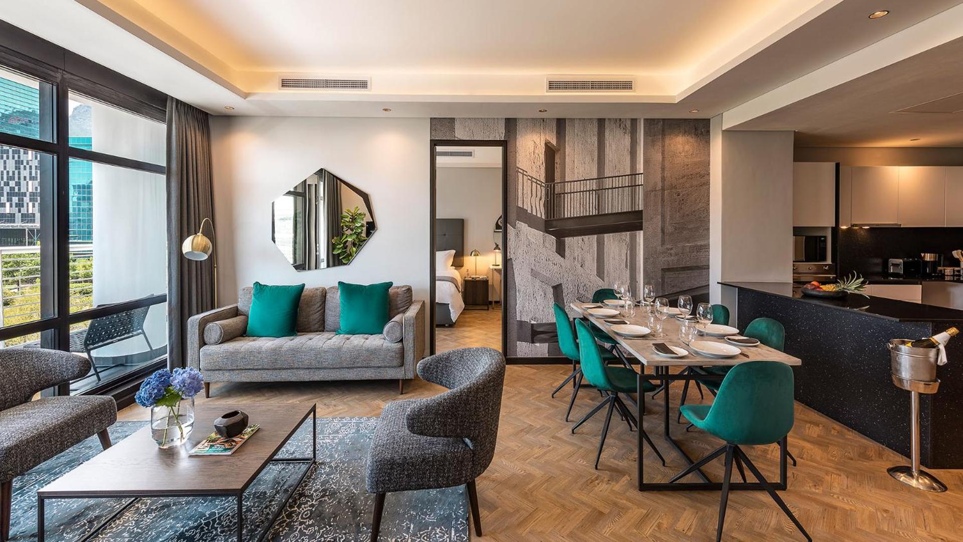 Deluxe Two-Bedroom Apartment with Balcony