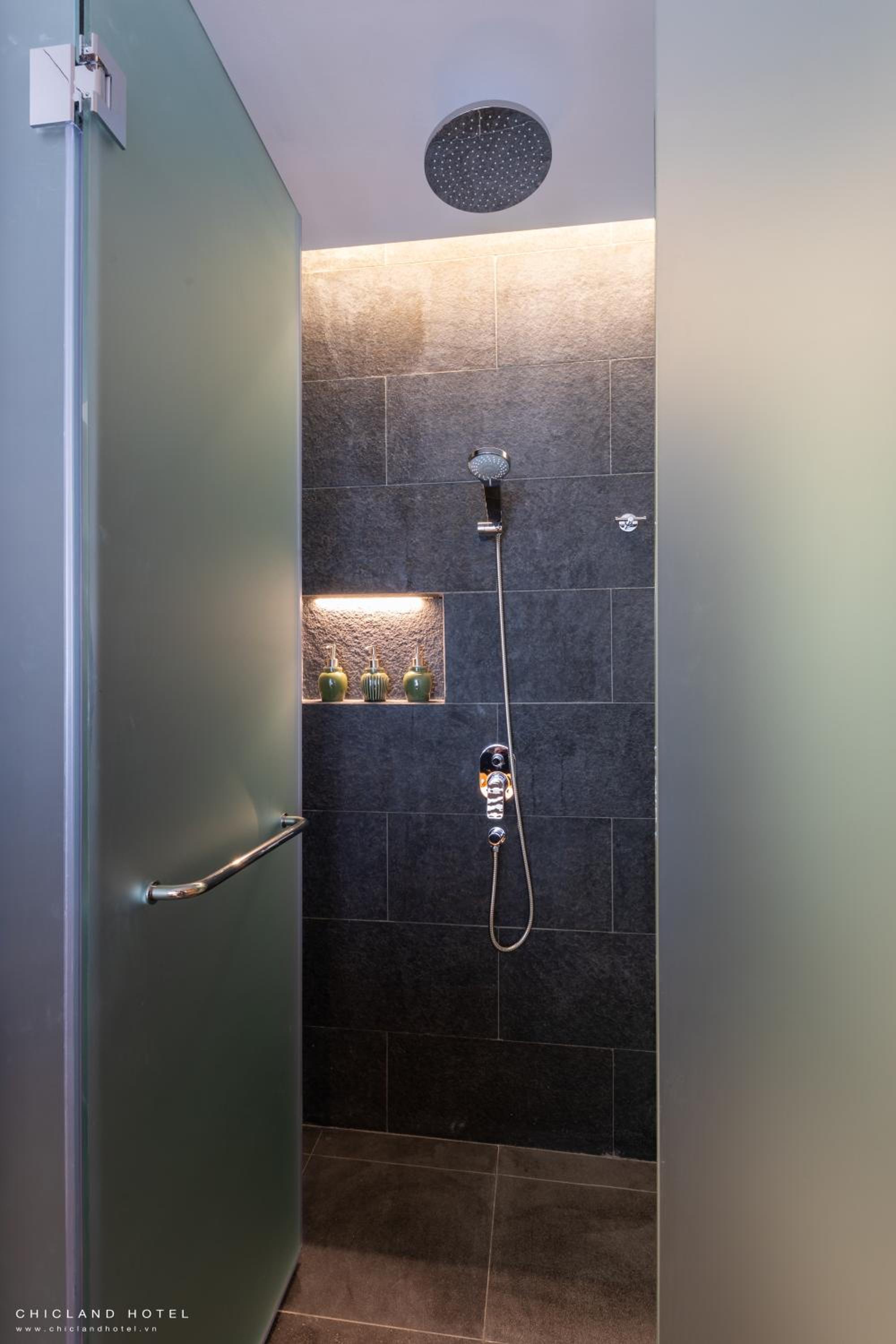 Superior Double with Partial Sea View