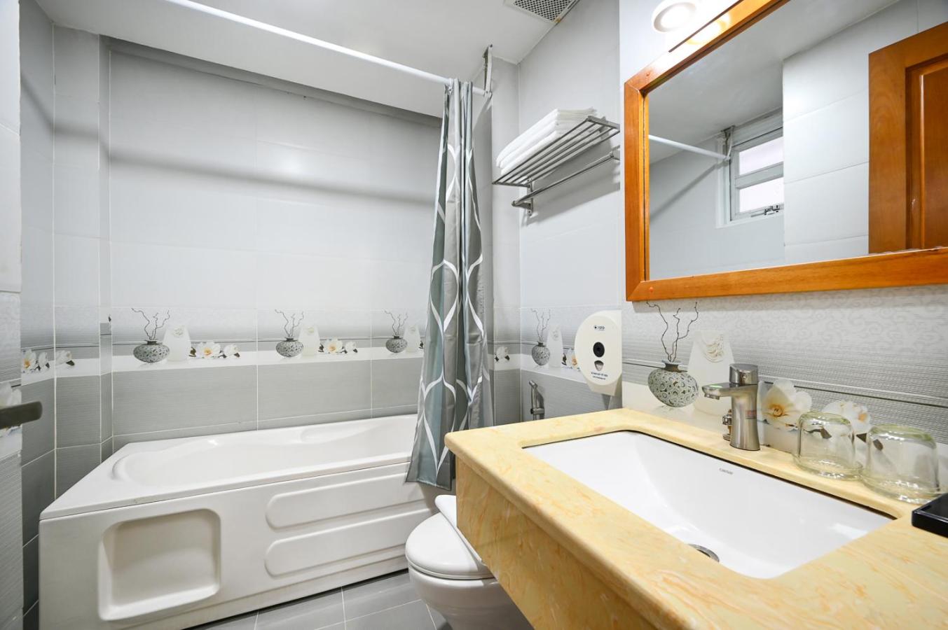 Deluxe Double Room with Bathtub