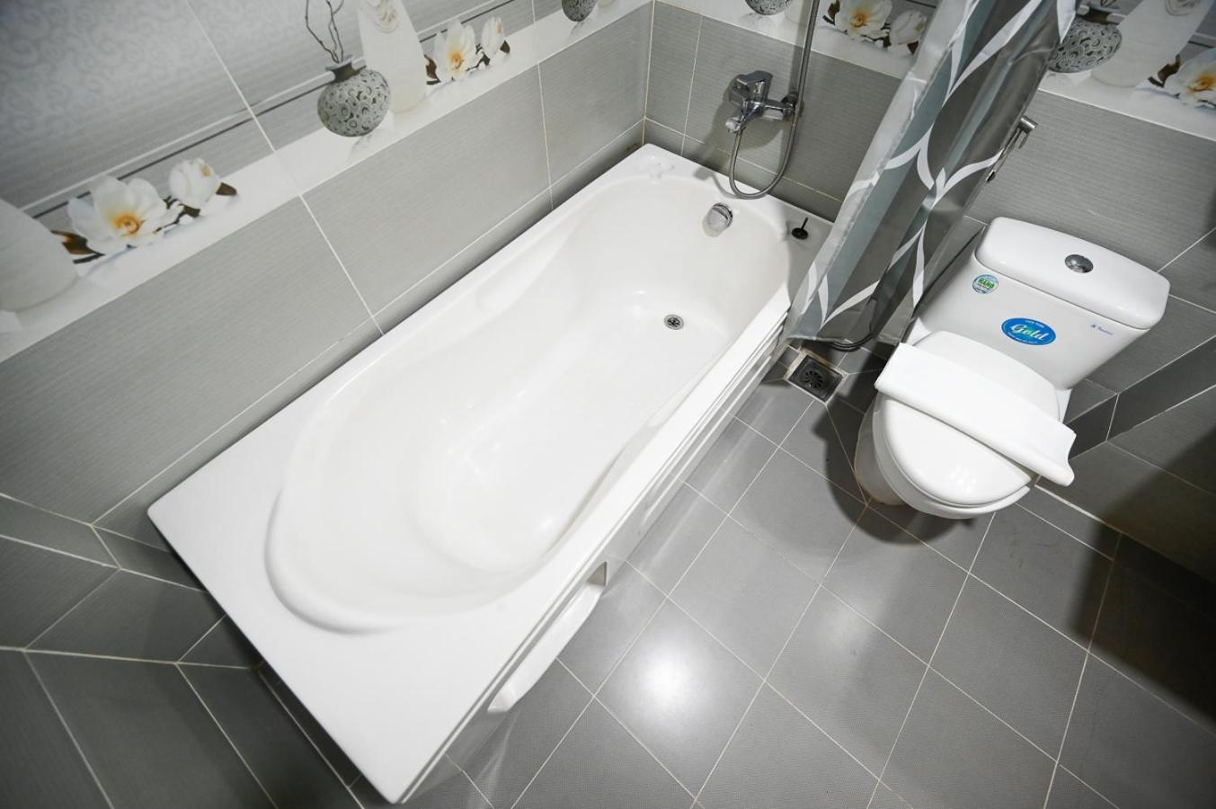 Deluxe Double Room with Bathtub