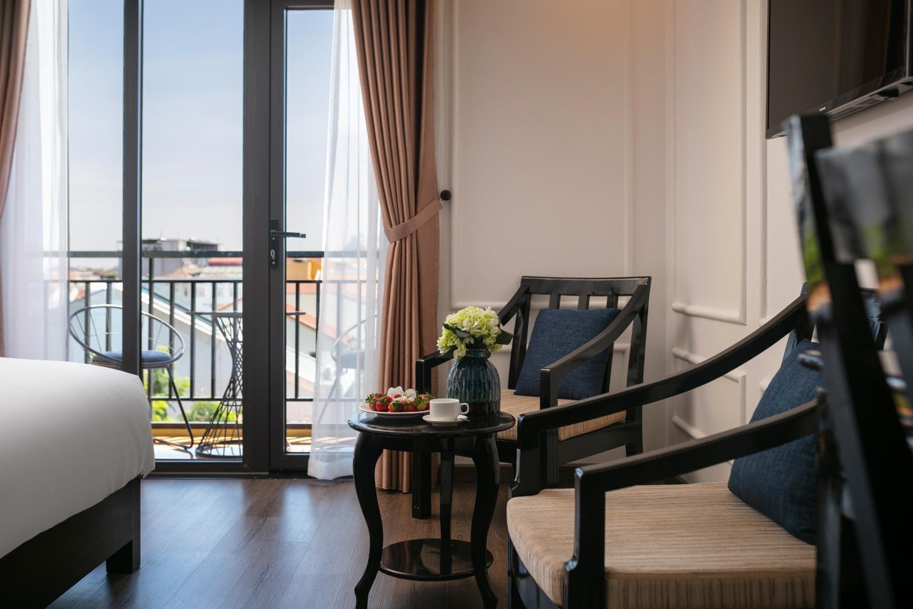 Deluxe Double Room with Balcony