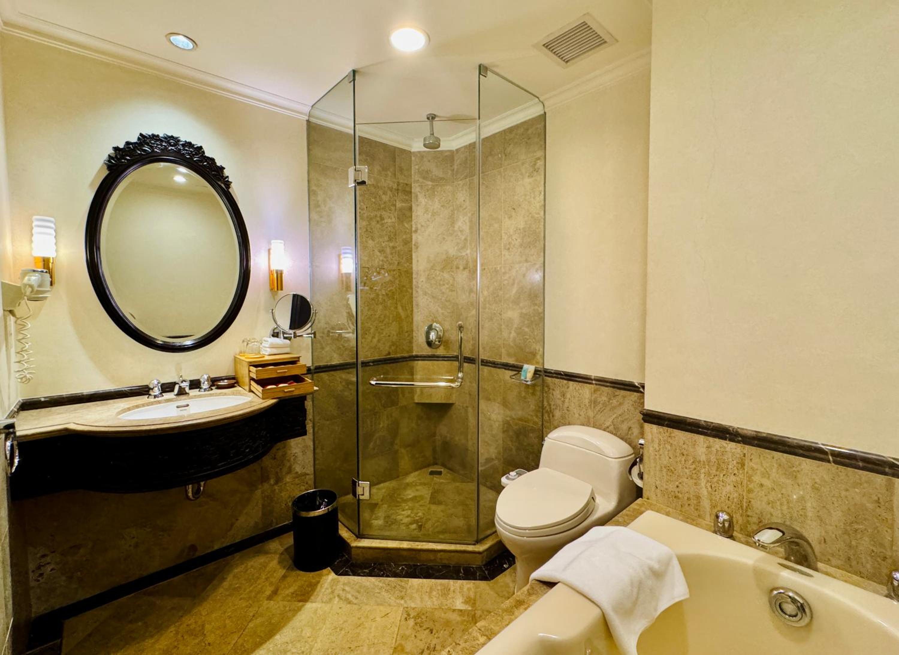 Deluxe Double City View