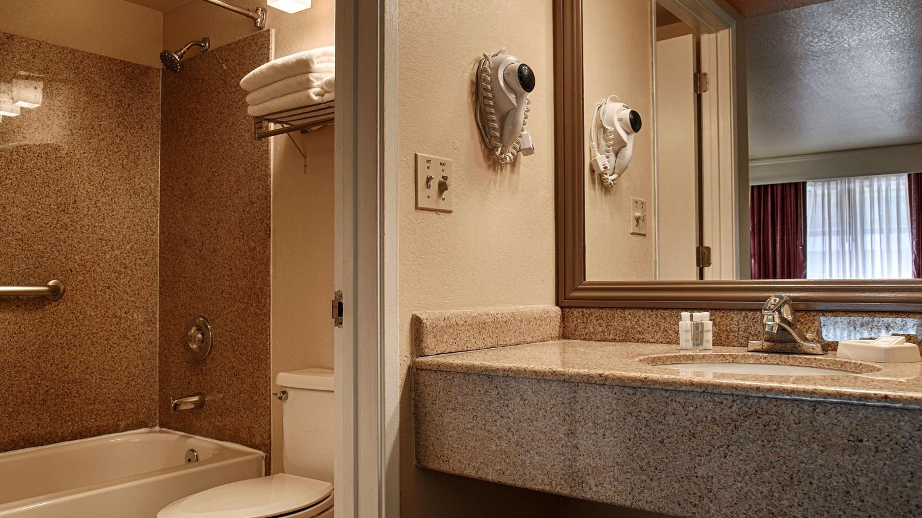 King Room - Non-Smoking