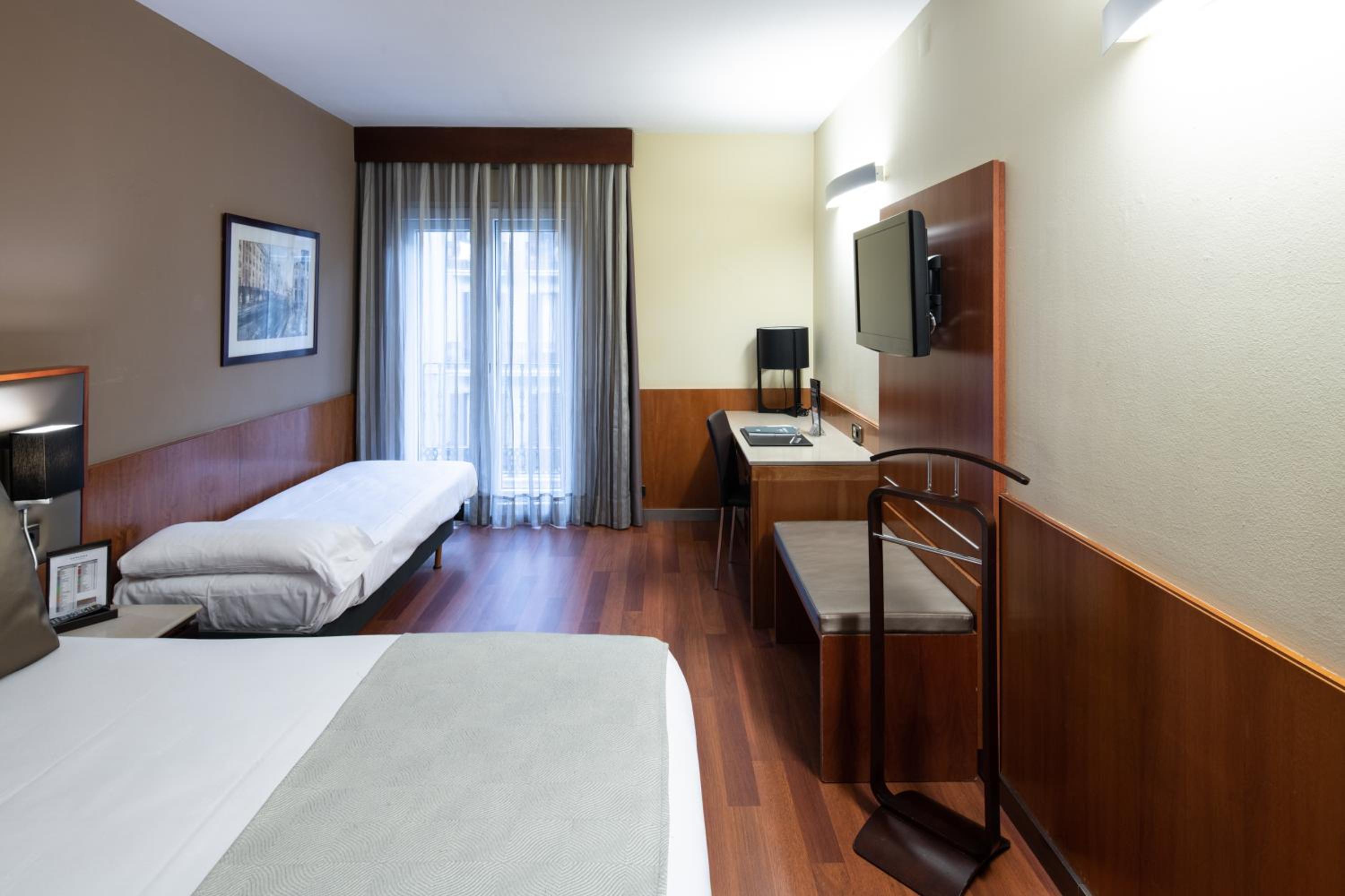 Triple Room (3 Adults)