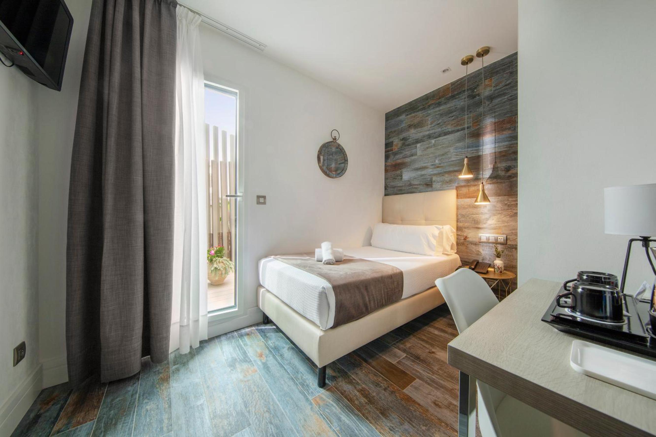 Superior Single Room