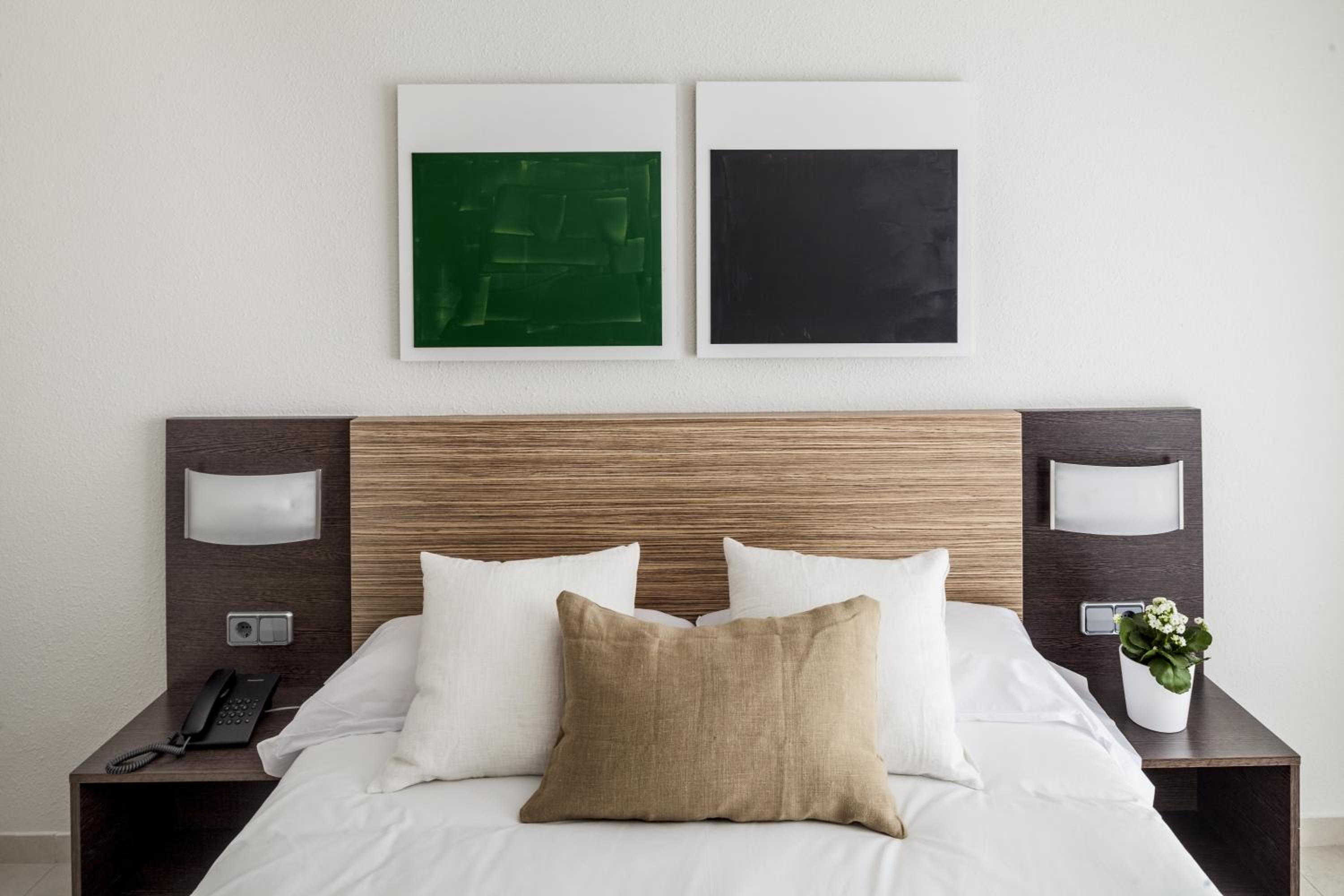 Friendly Triple (2+1)