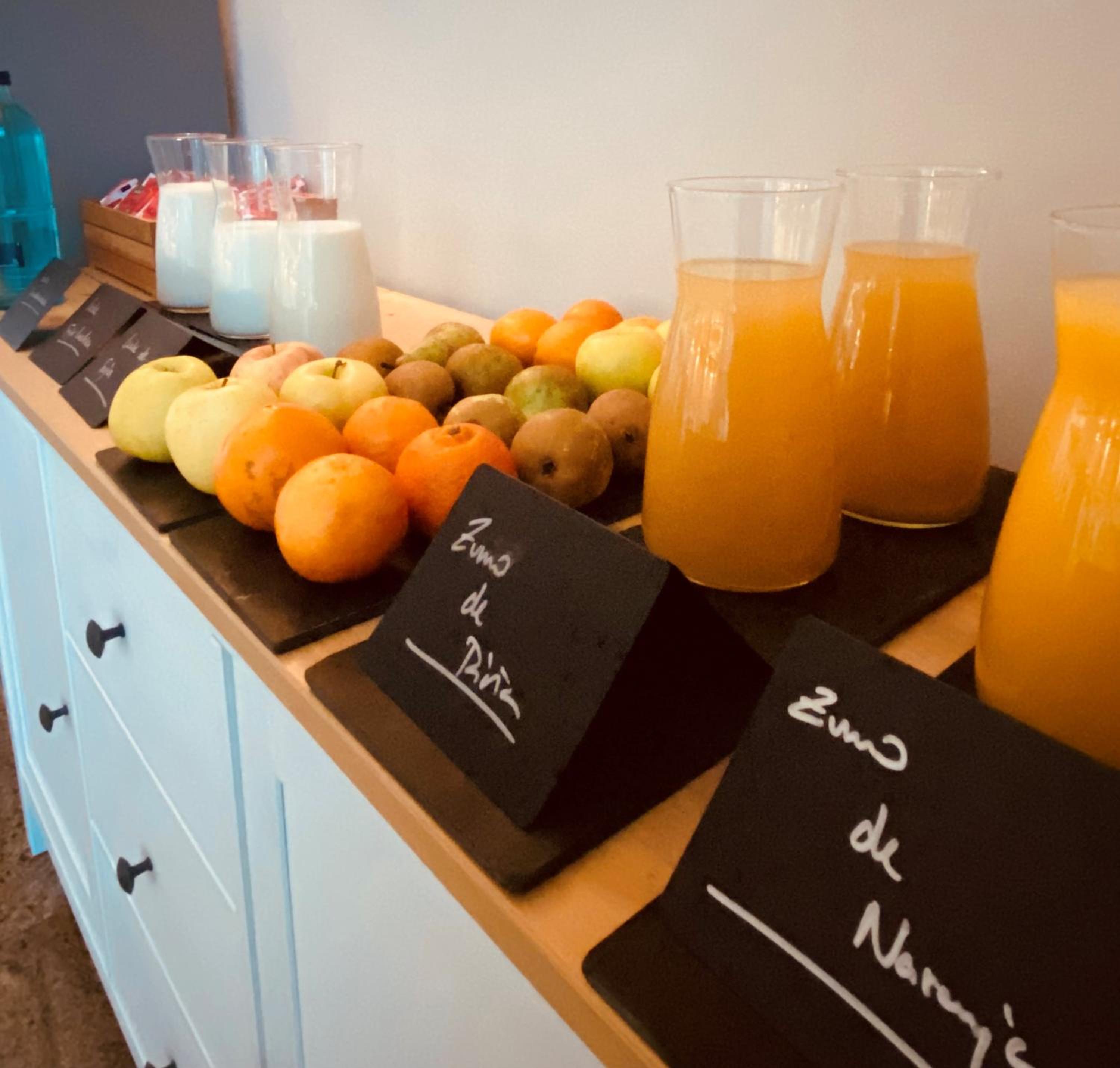 Twin Room (1 or 2 people)