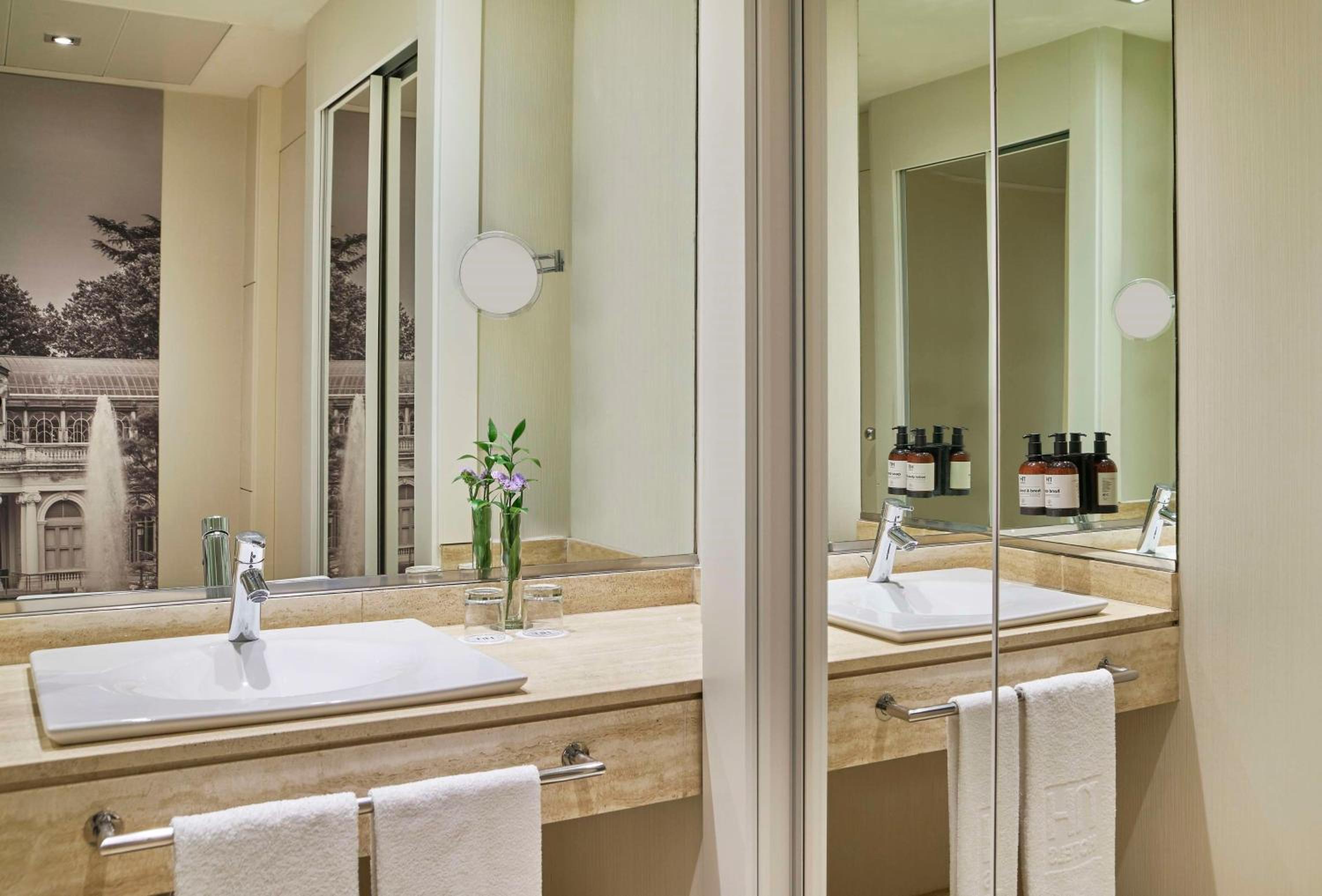 Standard Double Or Twin Room Dinner Package