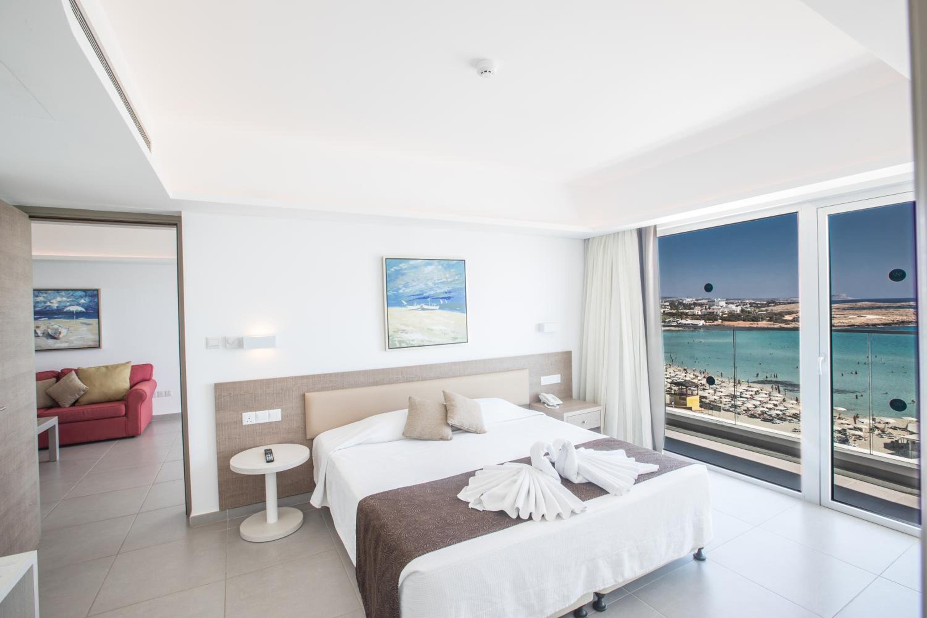 Deluxe Suite with Sea View