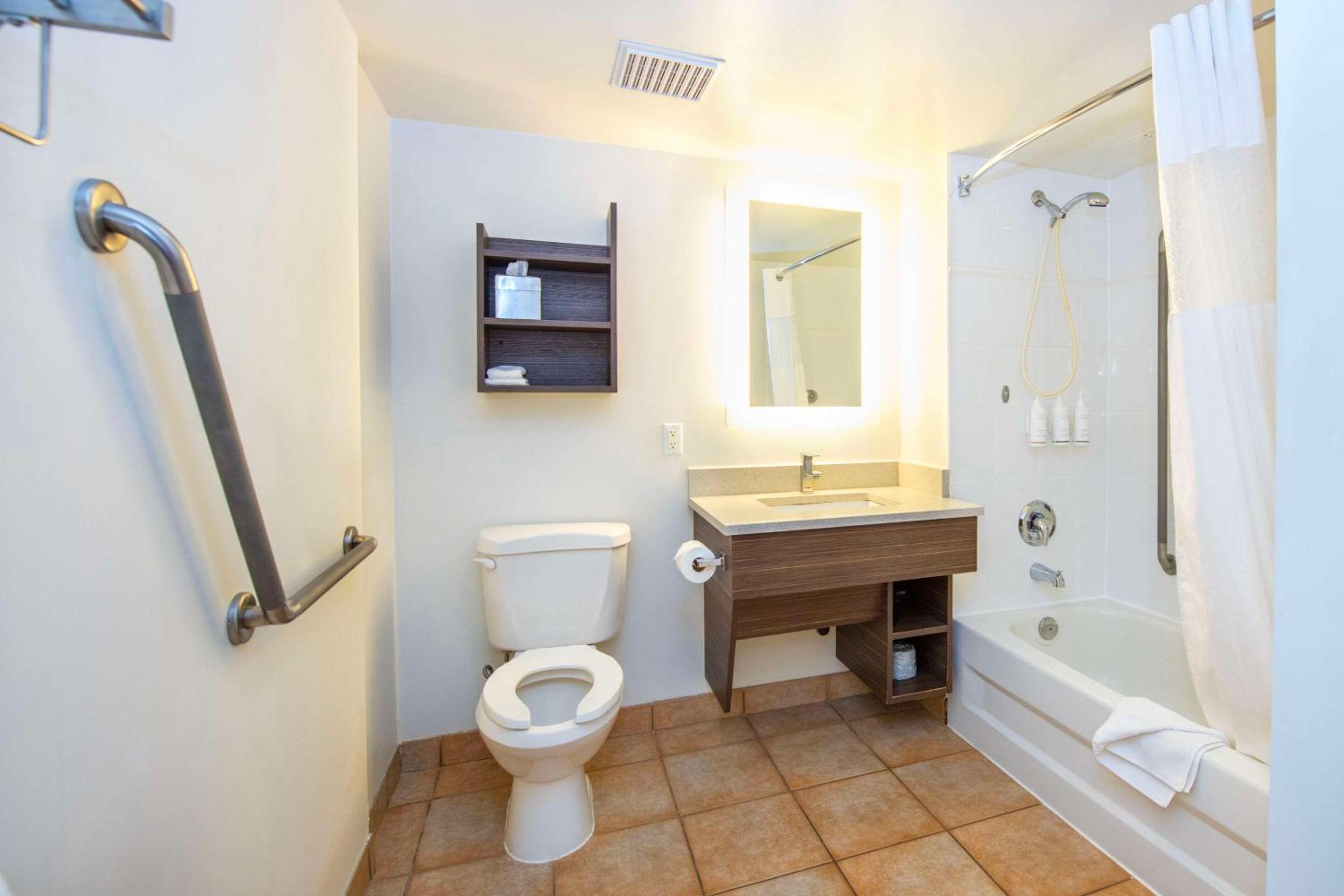 King Room - Disability Access/Non Smoking 