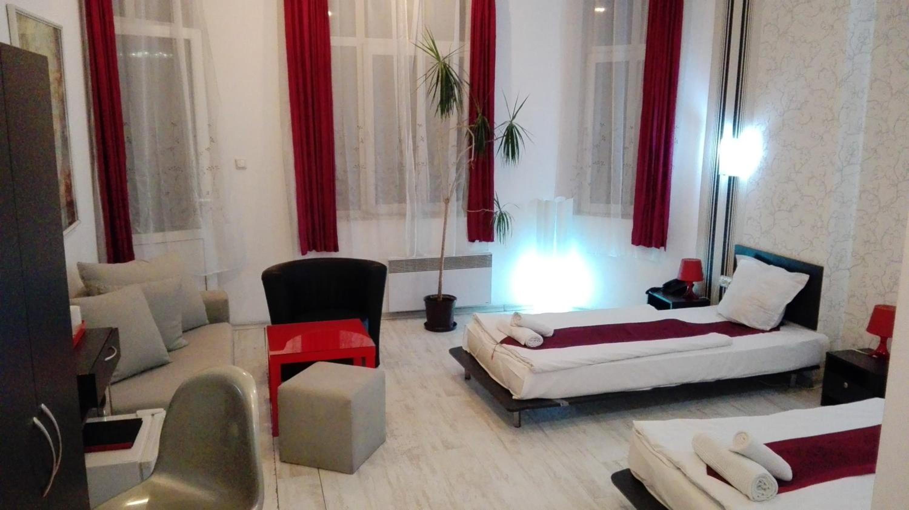 Deluxe Double or Twin Room