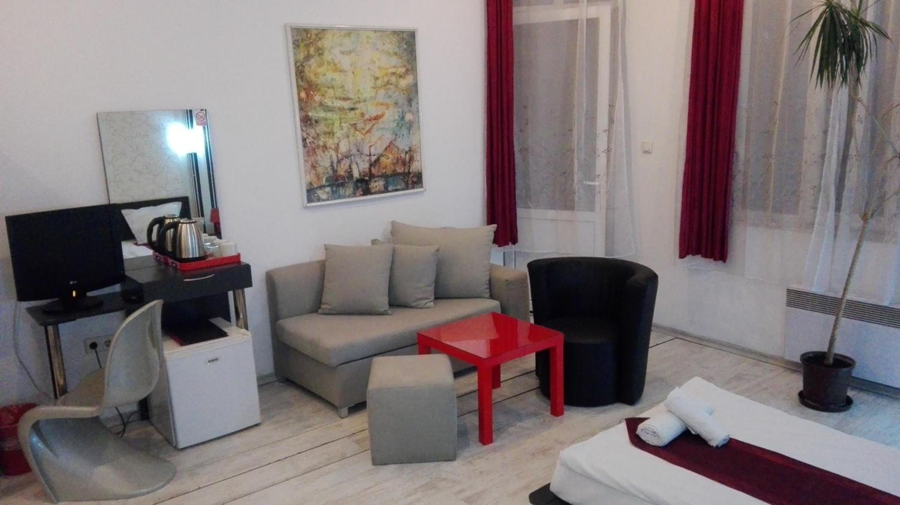 Deluxe Double or Twin Room