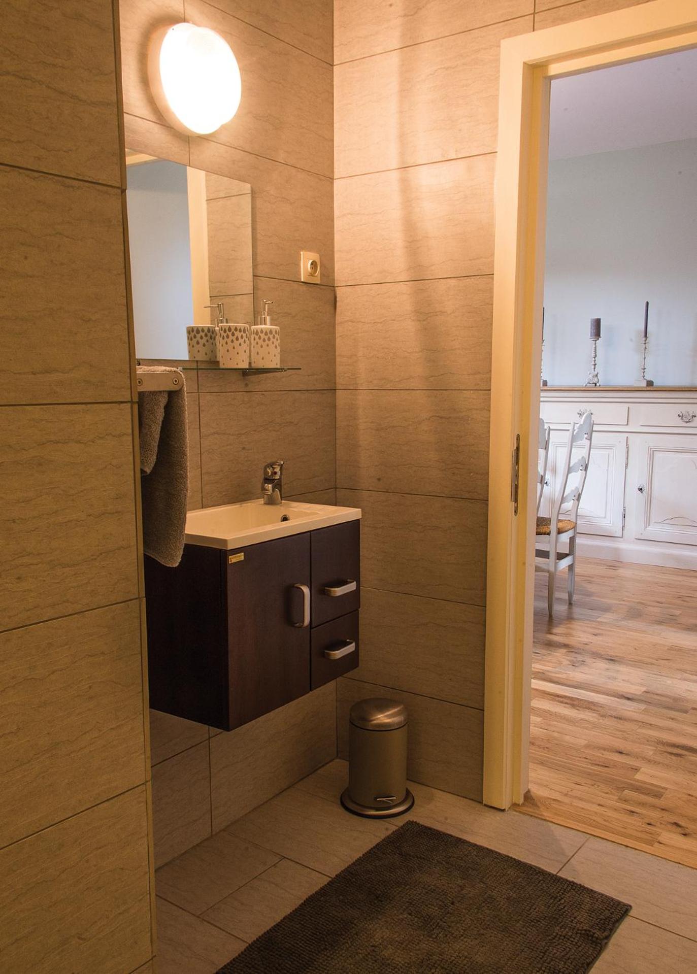 Apartment with Garden View