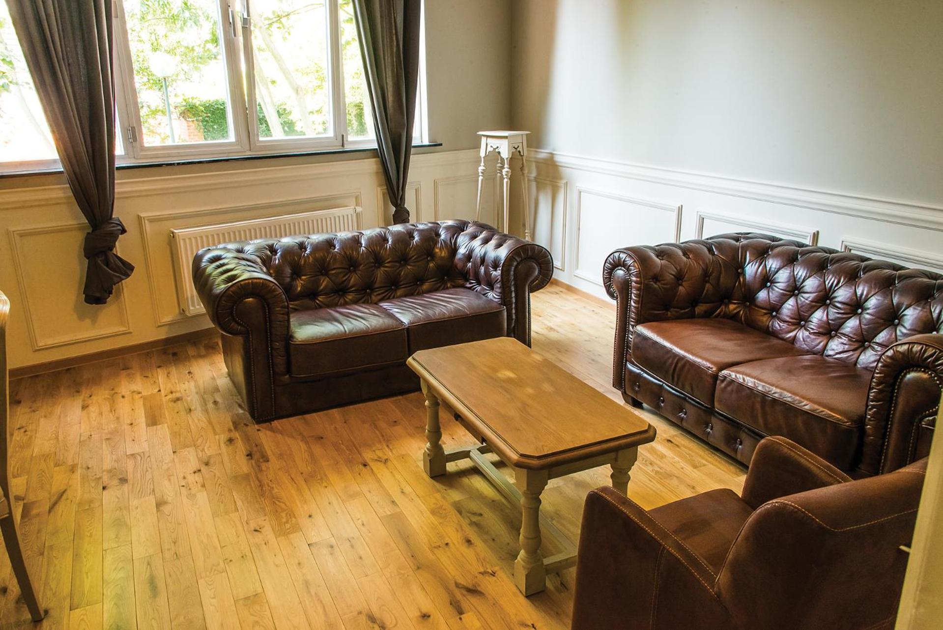 Apartment with Garden View