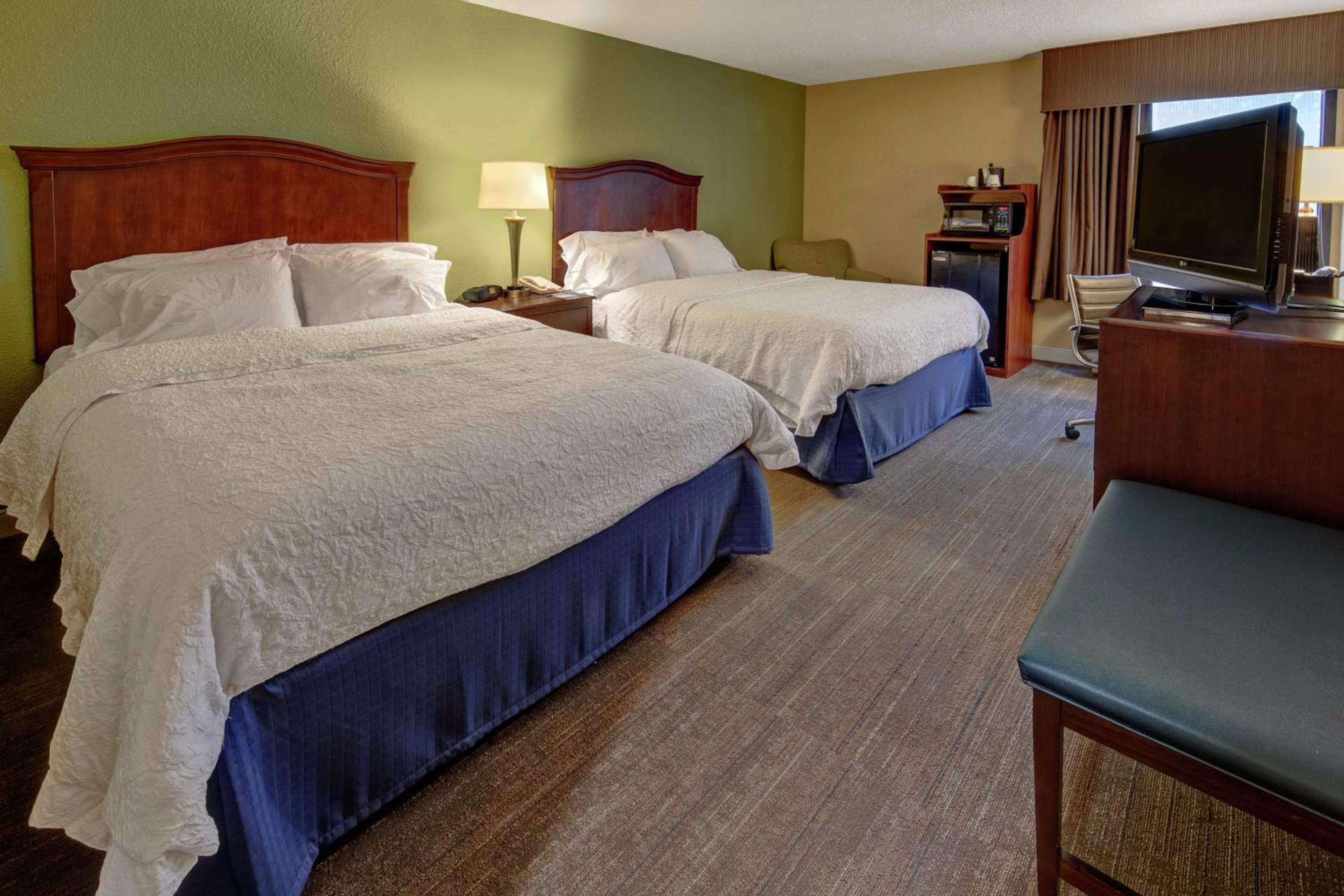 Queen with Two Queen Beds - Non-Smoking