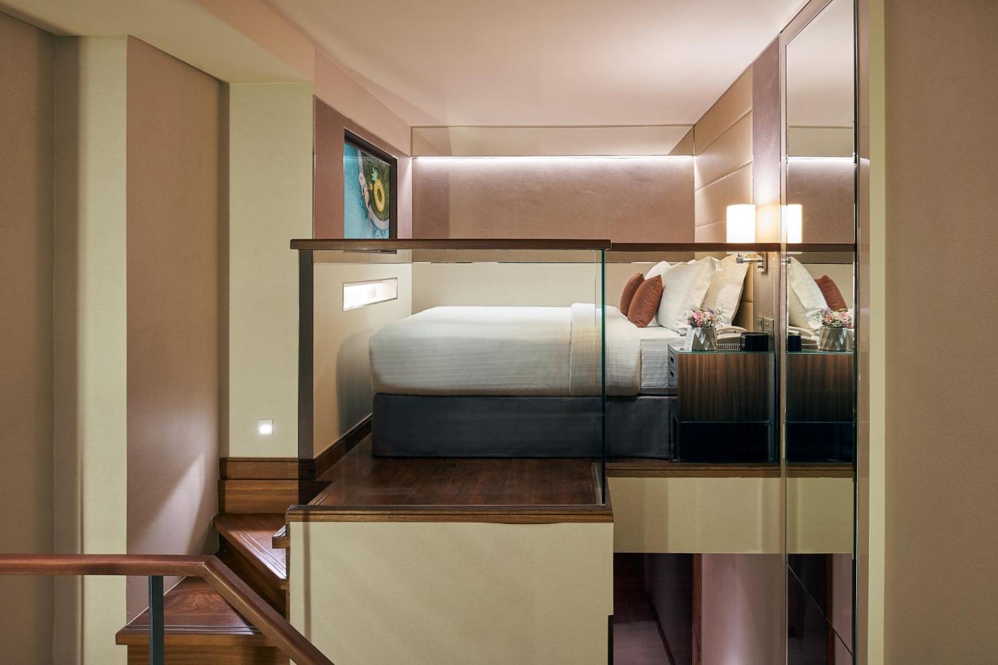 Premium Loft Queen Room