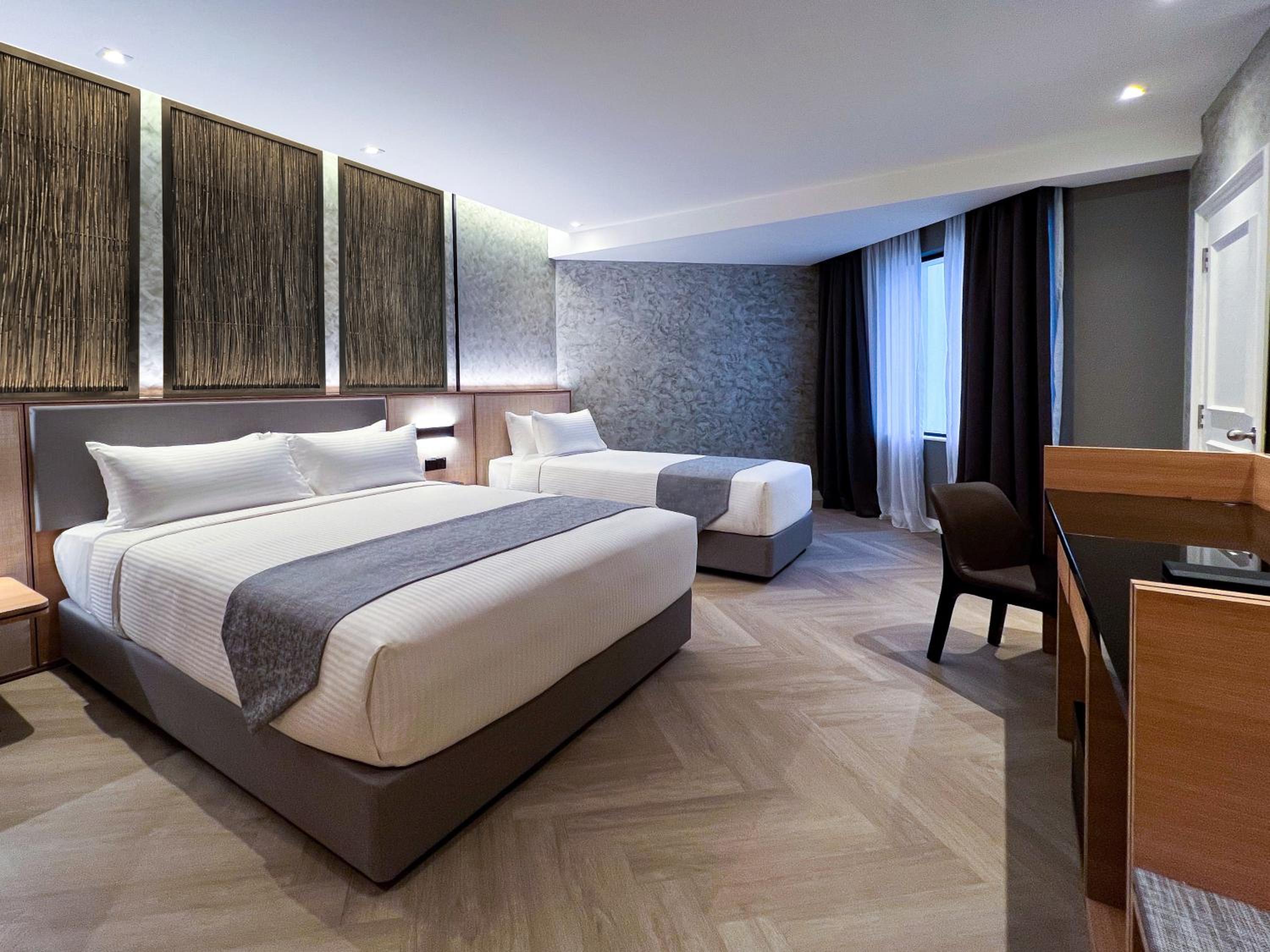 Deluxe Plus Room Only