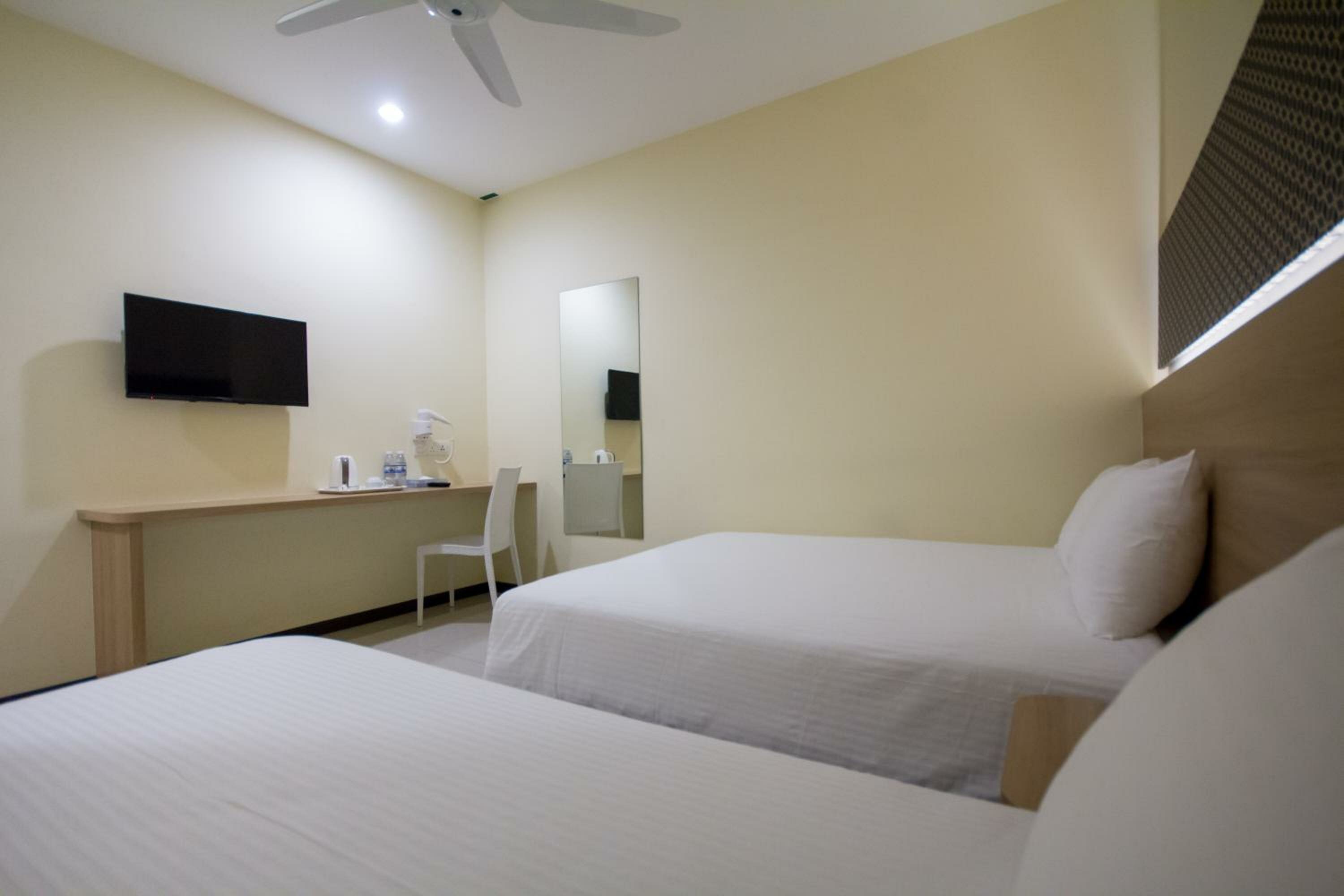 Deluxe Triple Room