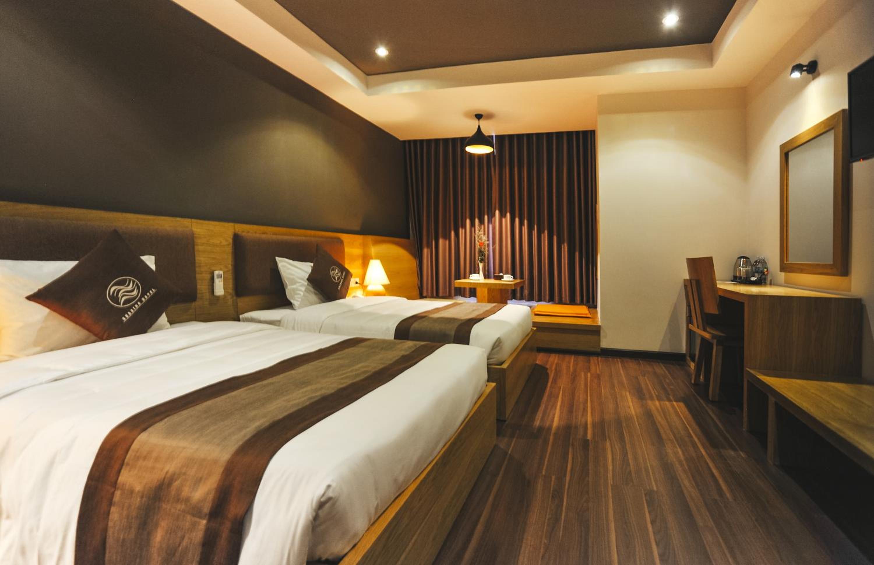 Senior Deluxe Sea View Room