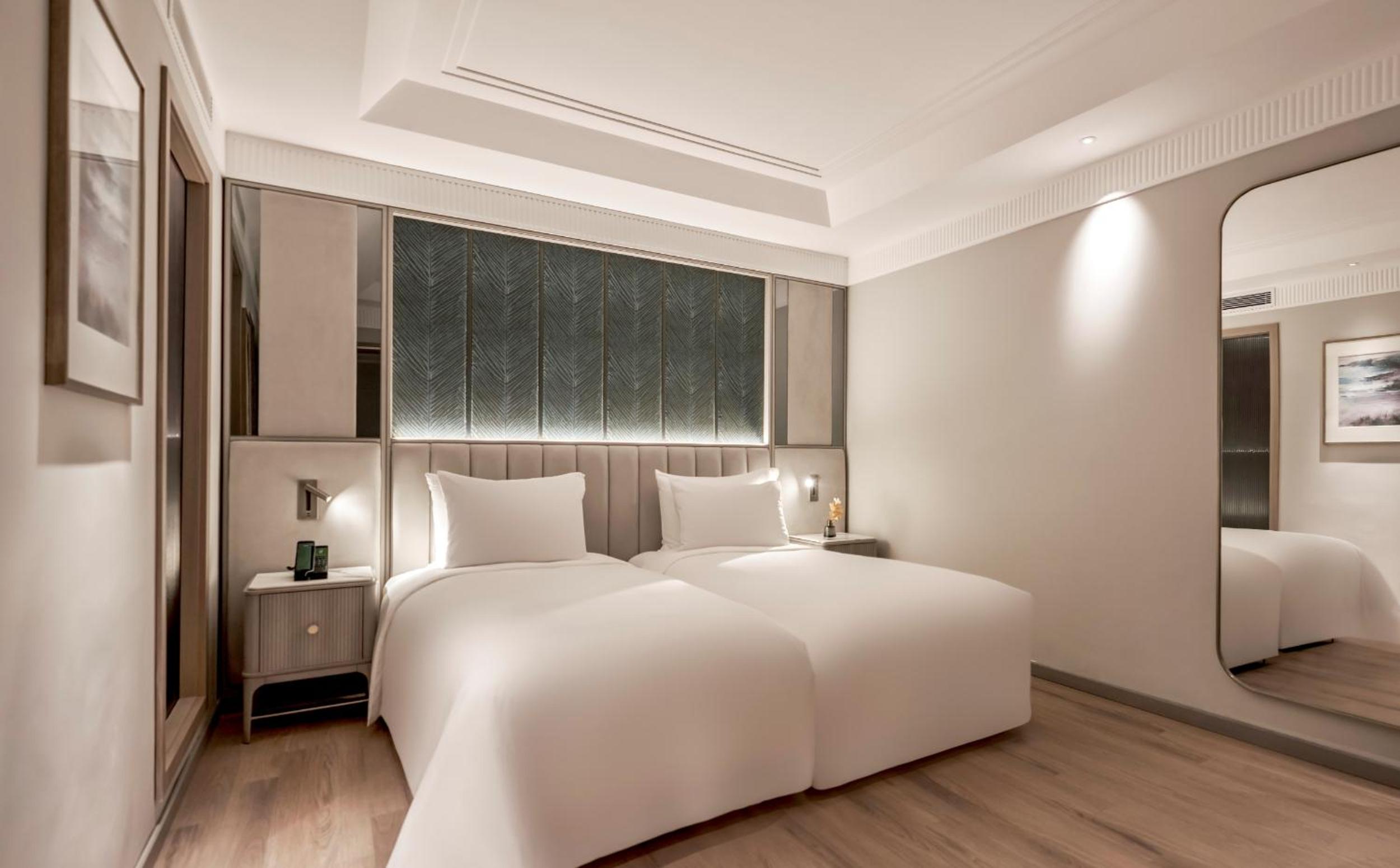 Executive Connecting Room