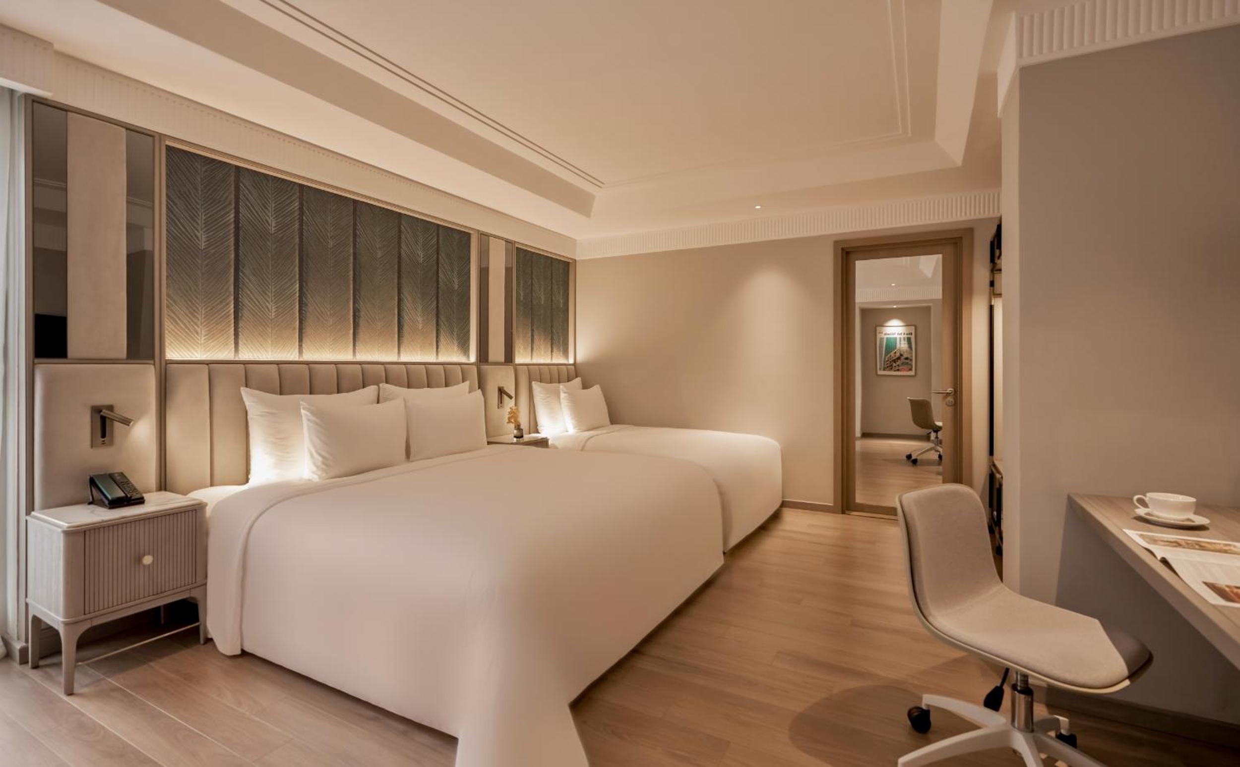 Executive Connecting Room