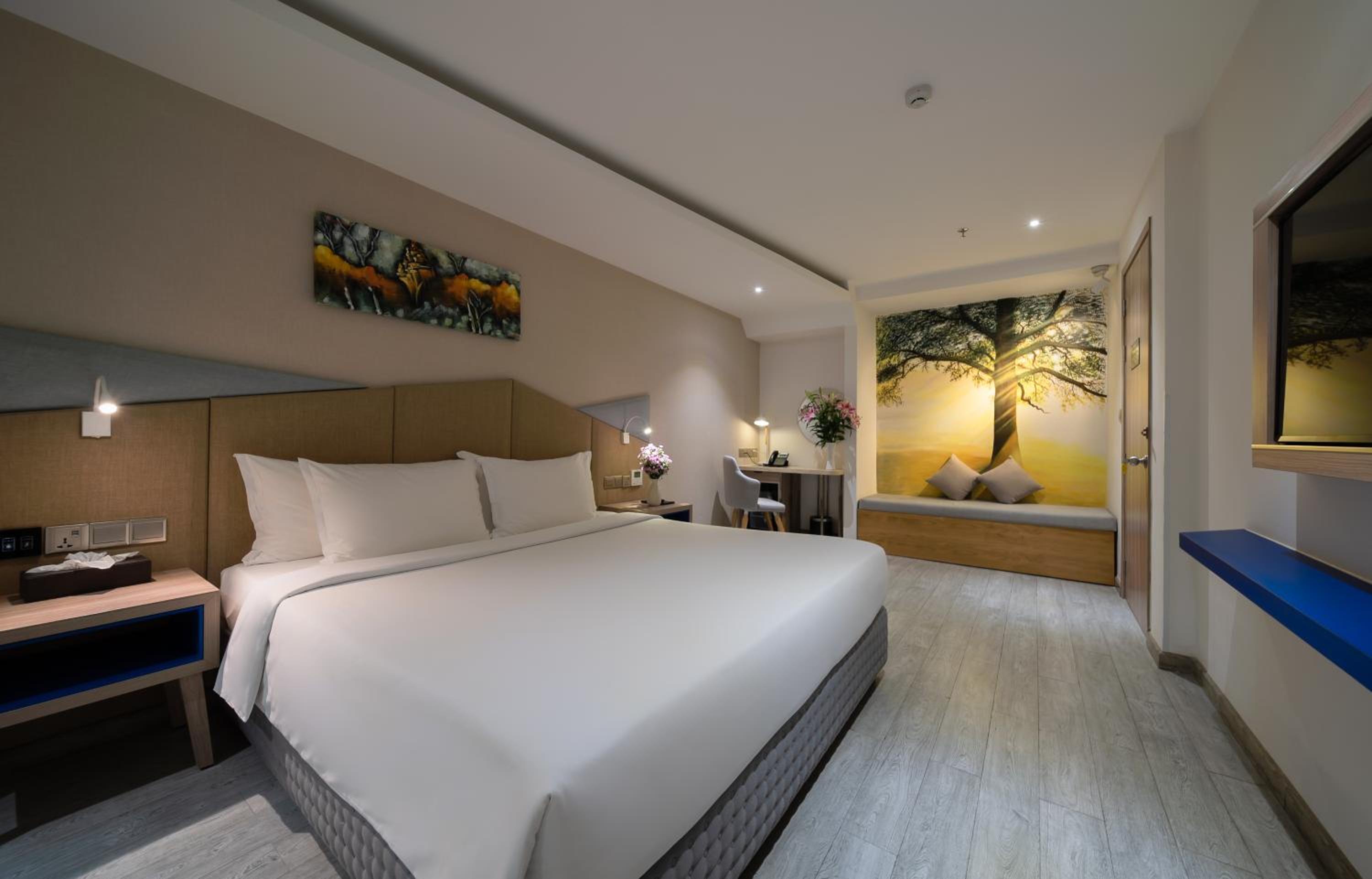 Family Connecting Room 