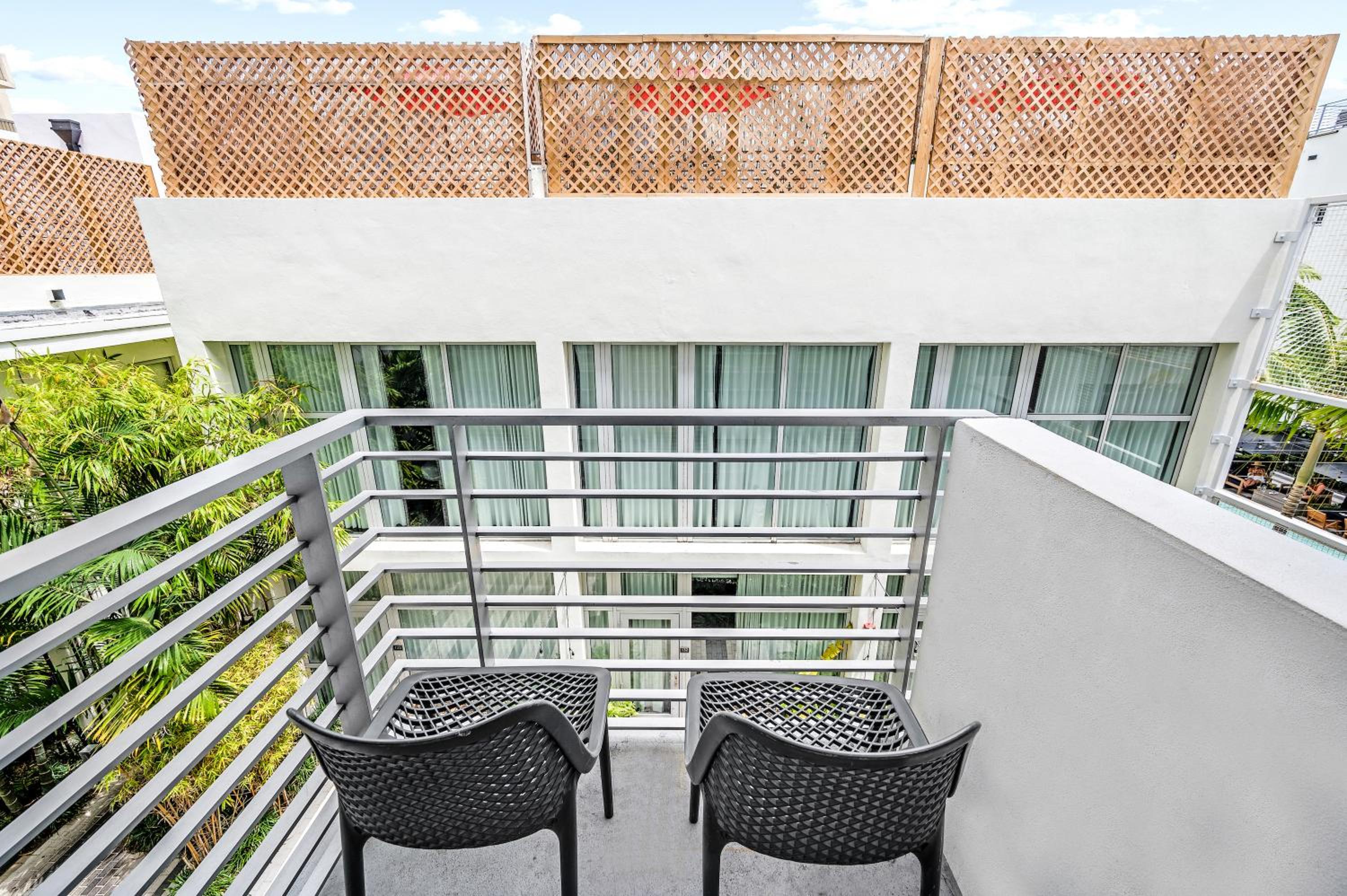 Superior 2 Bedroom 2 Bath with Balcony