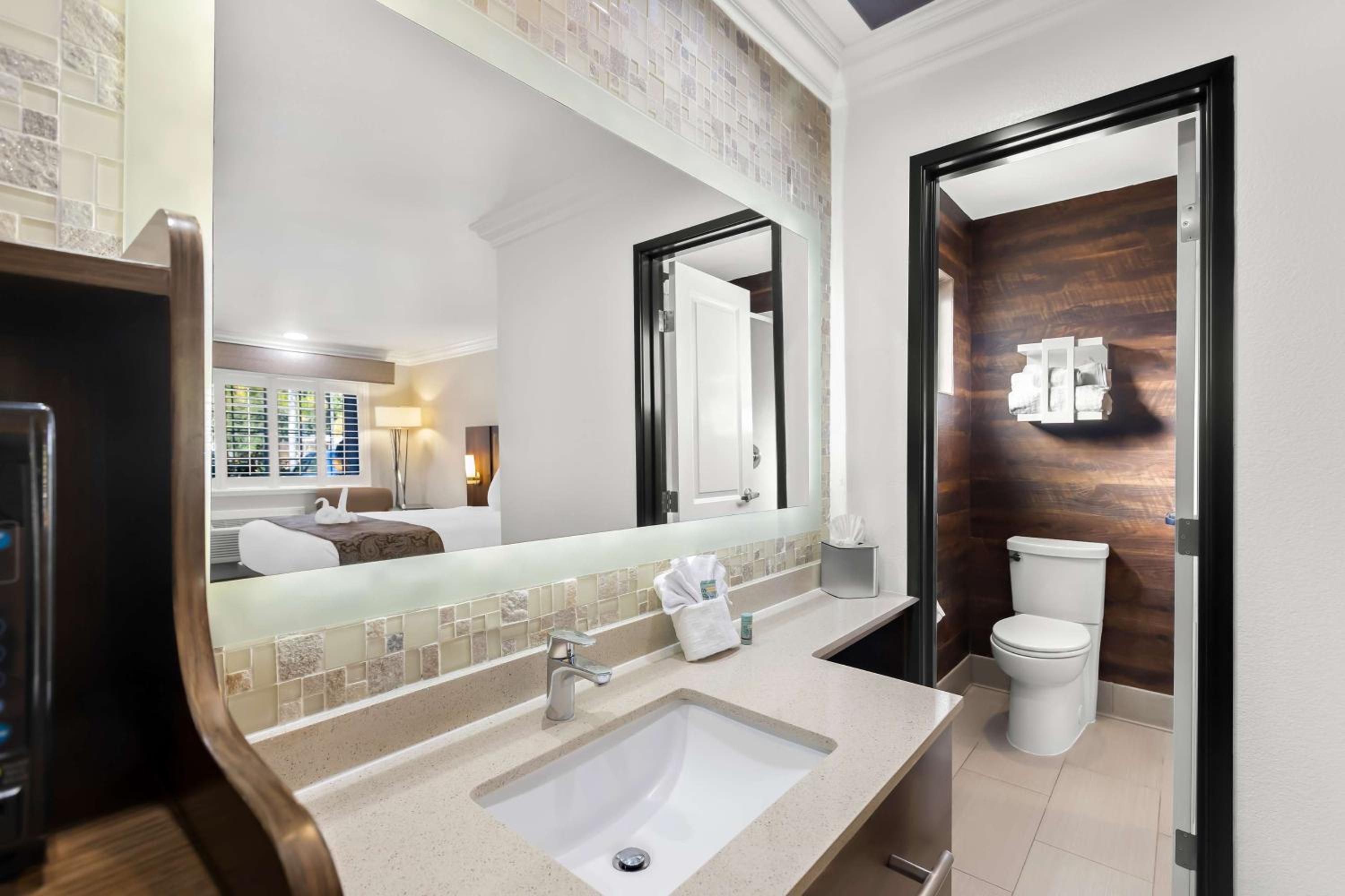 King Room - Non-Smoking