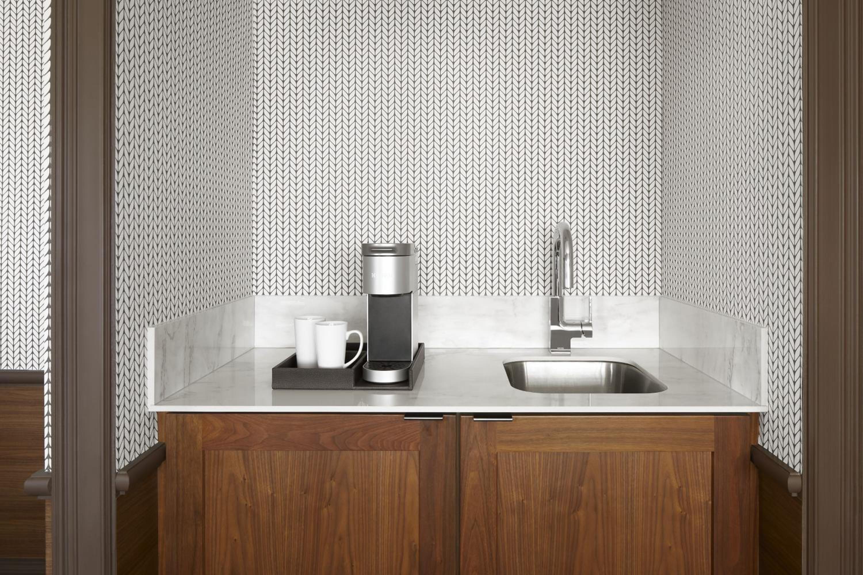 One-Bedroom King Suite with Sofa Bed and City View