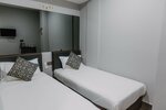 L - No Window - Twin в Butternut Tree Hotel