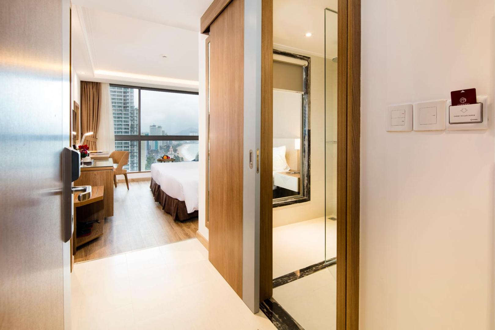 Premier Deluxe Double Room with Sea View