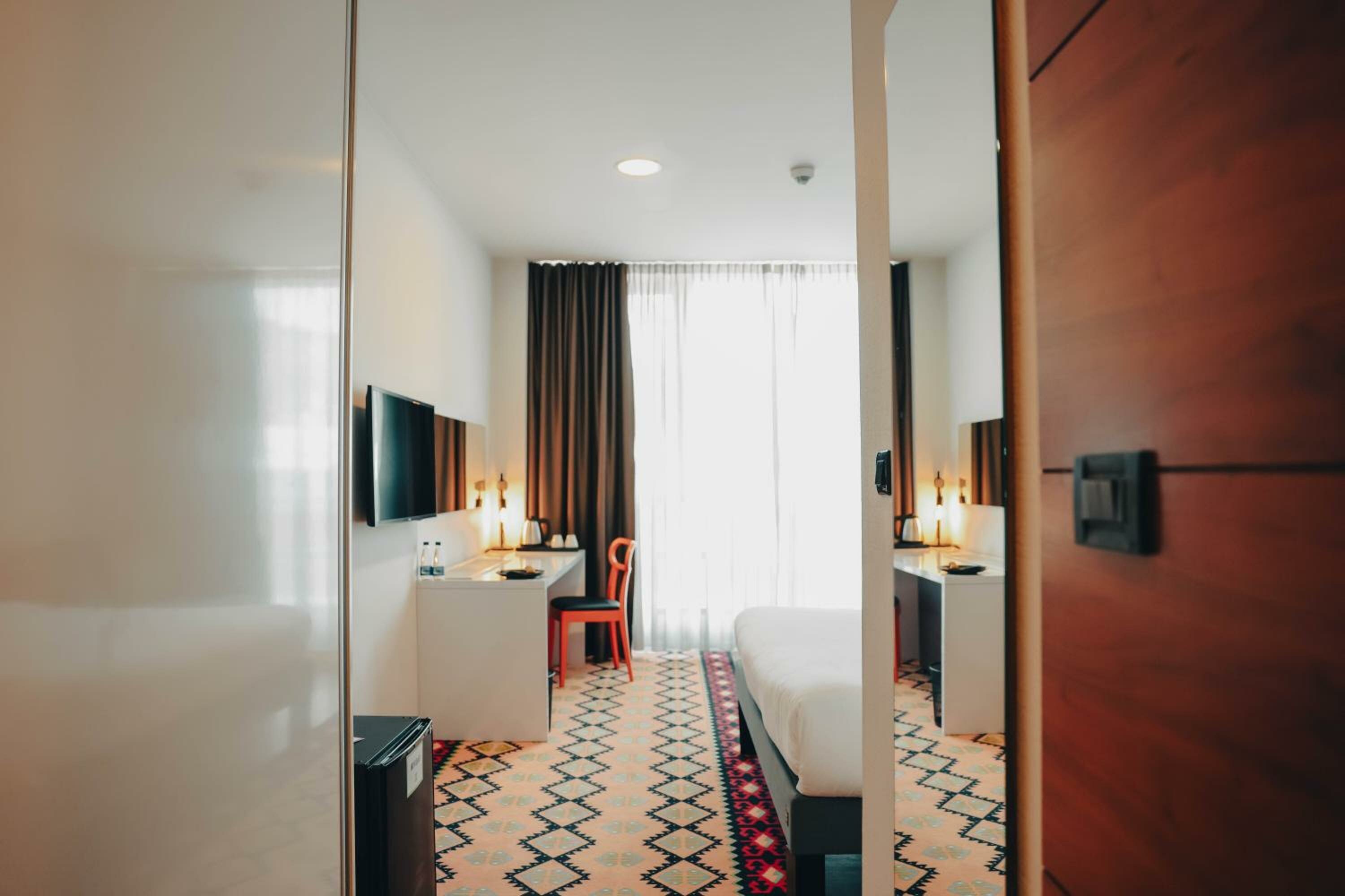 Superior Room with  Double Bed and Sofa