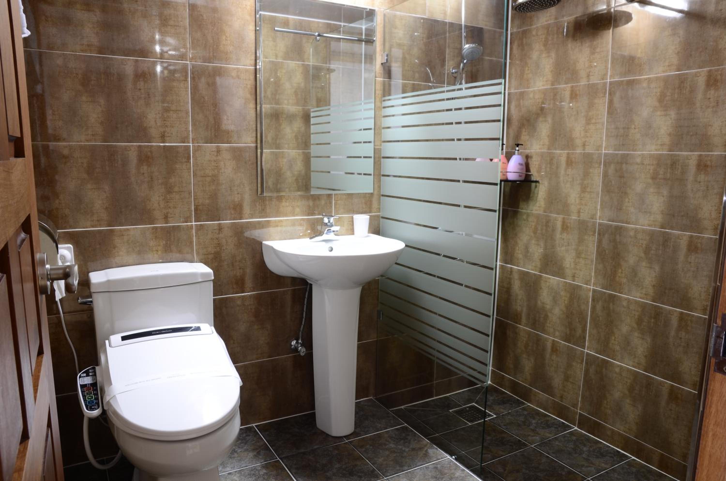 Deluxe Triple Room with Sea View