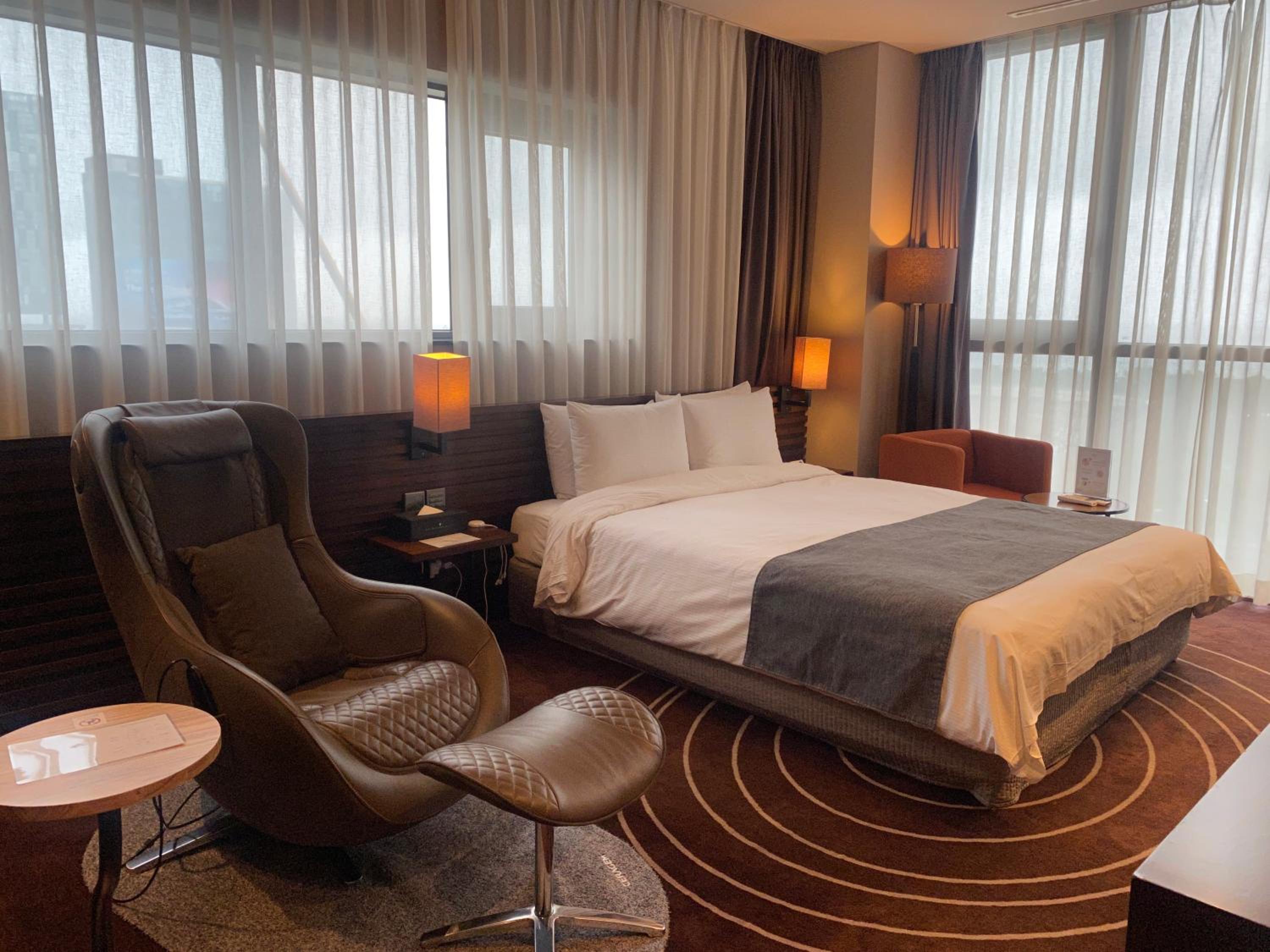 Premier Deluxe Double Room