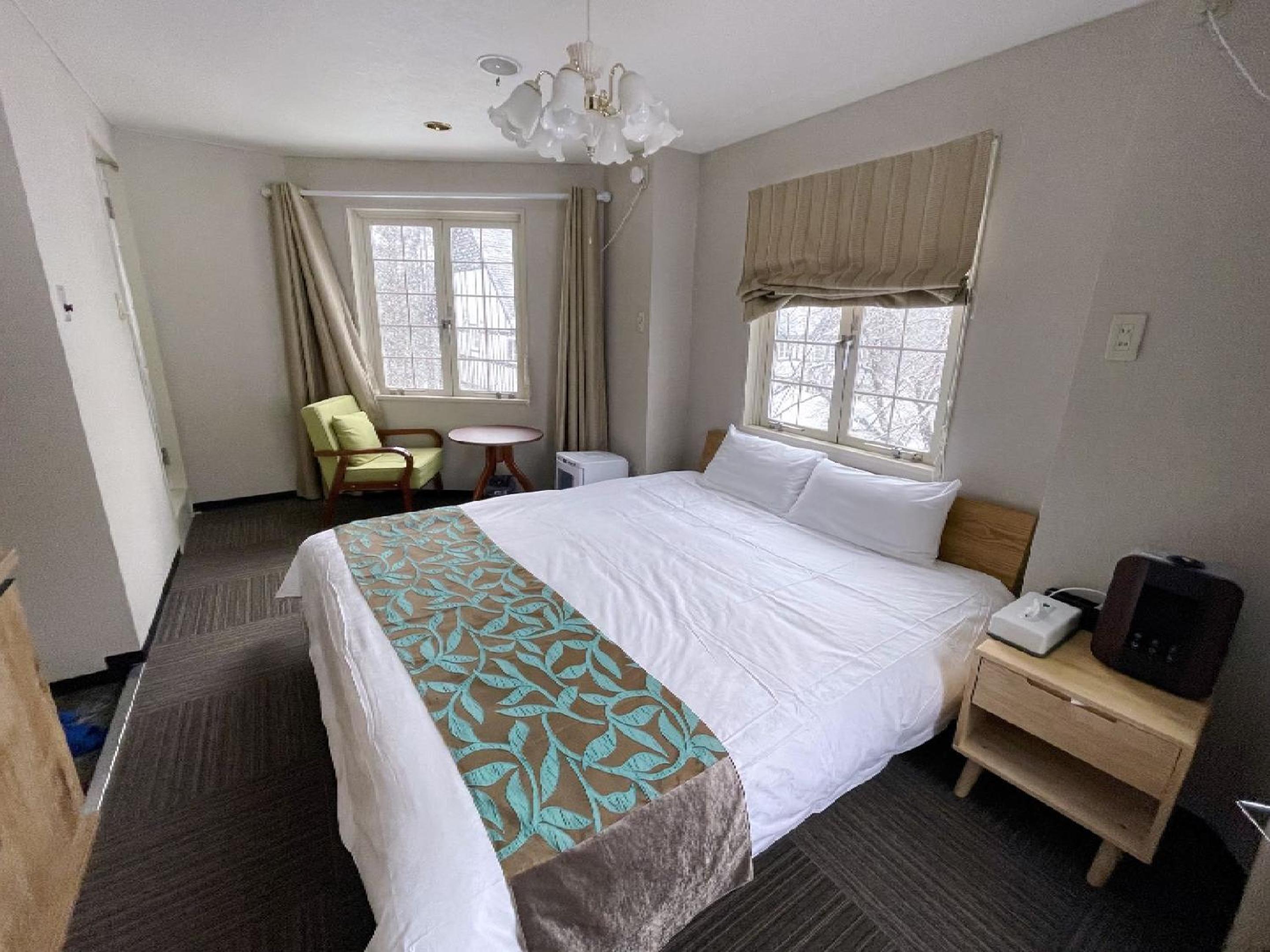 Double Room with Mountain View