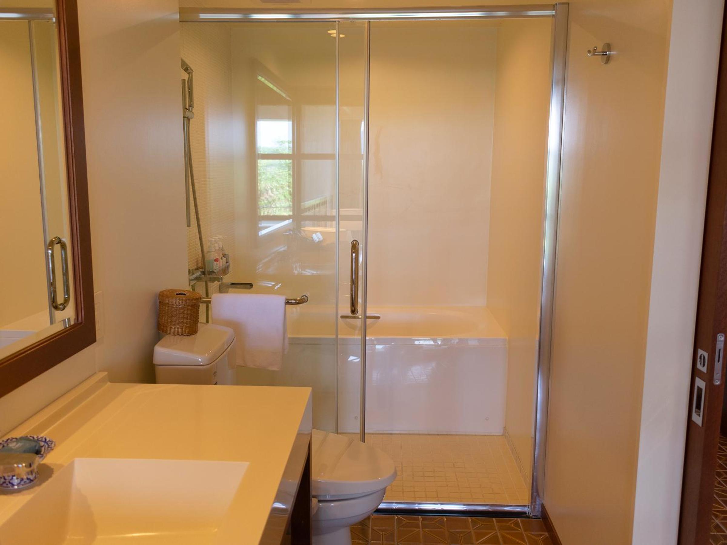 Superior Twin Room with Mountain View - Non-Smoking