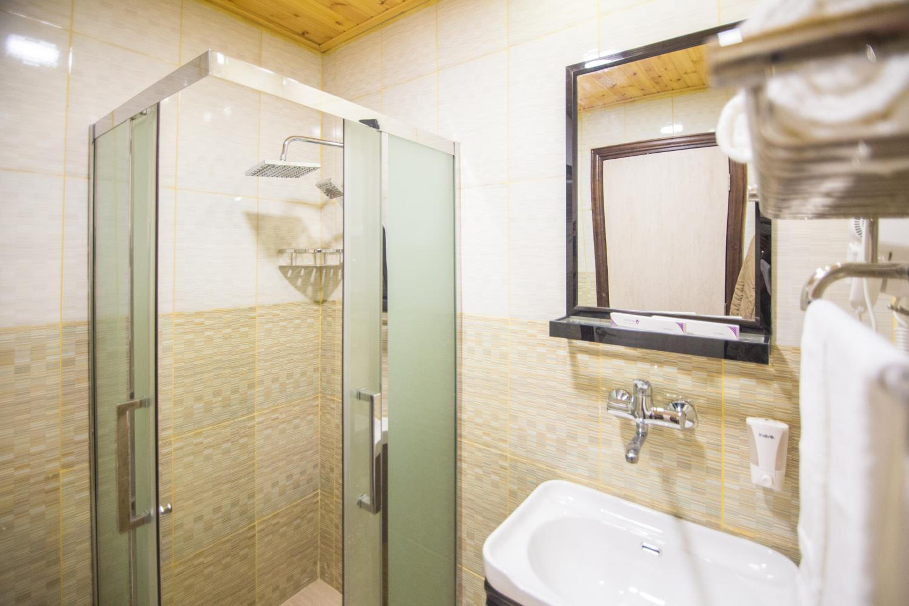 Standard Queen Room with Two Queen Beds