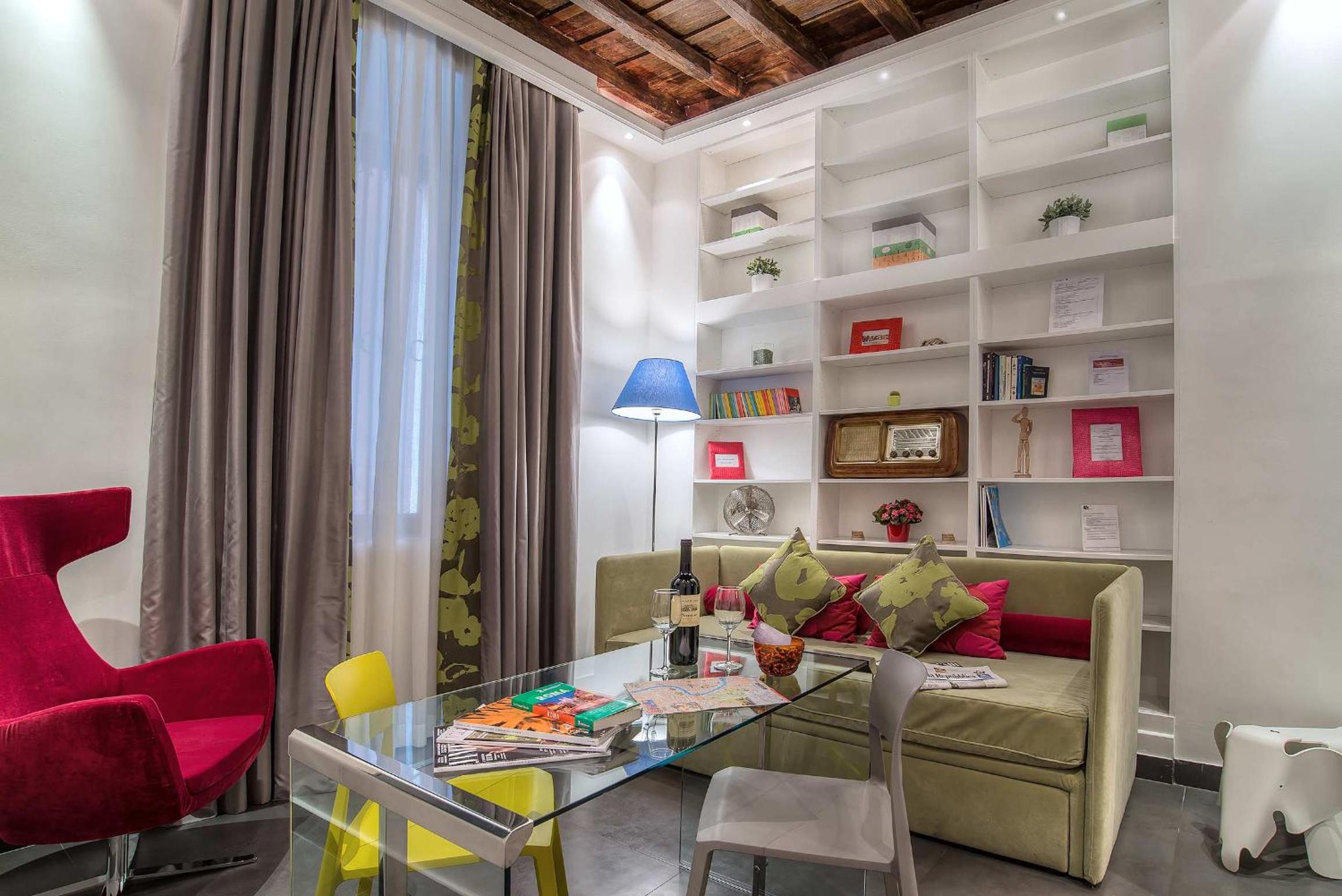 One-Bedroom Apartment - Annex