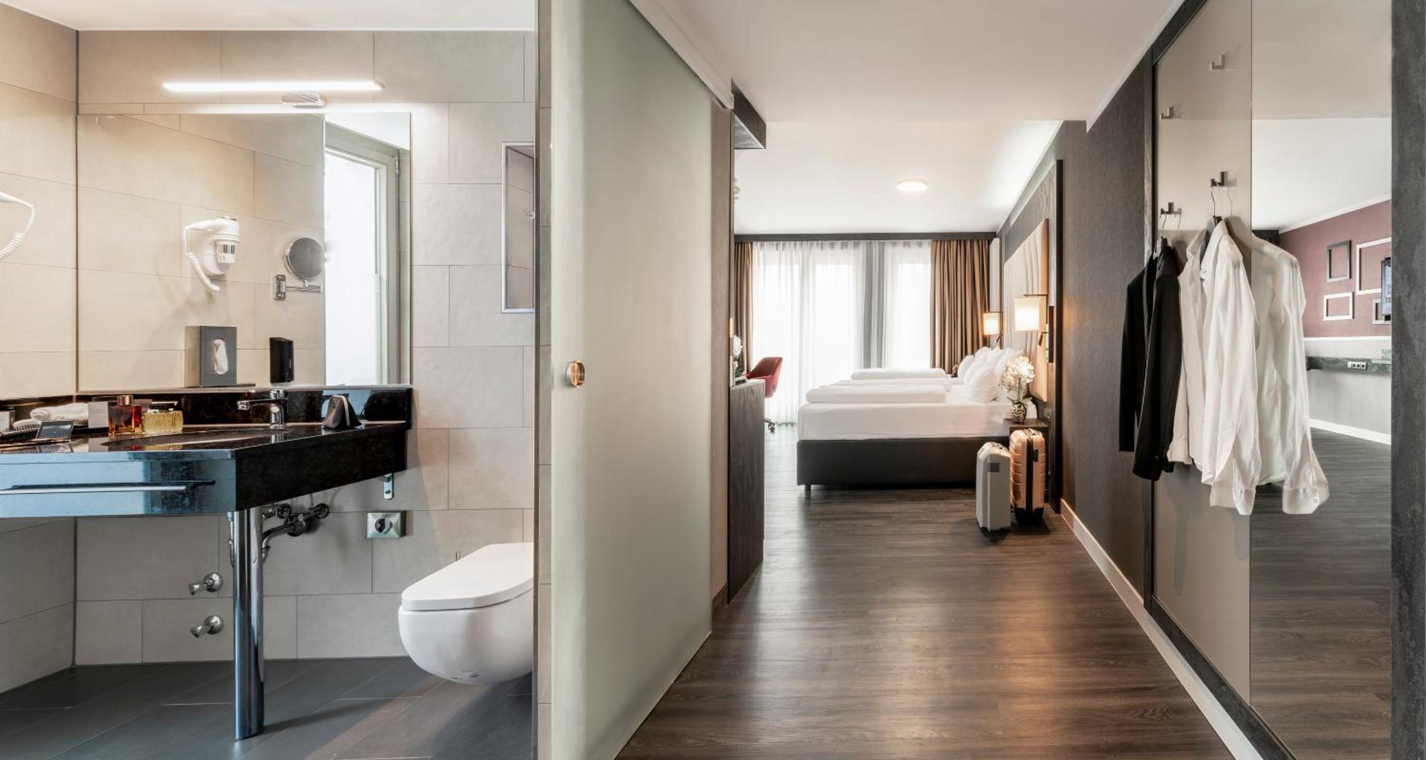 Premium Triple Room