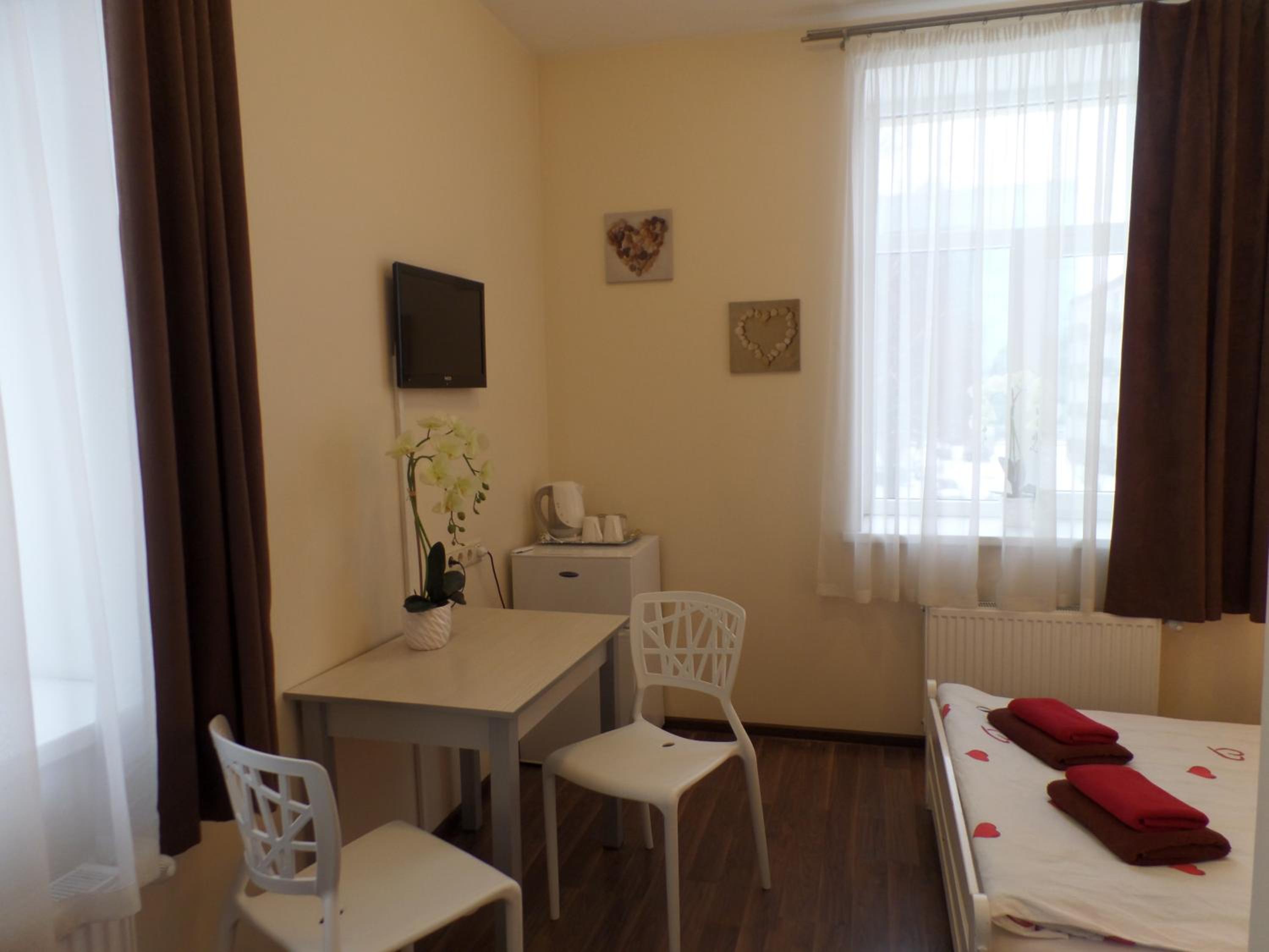 Double or Twin Room with Shower