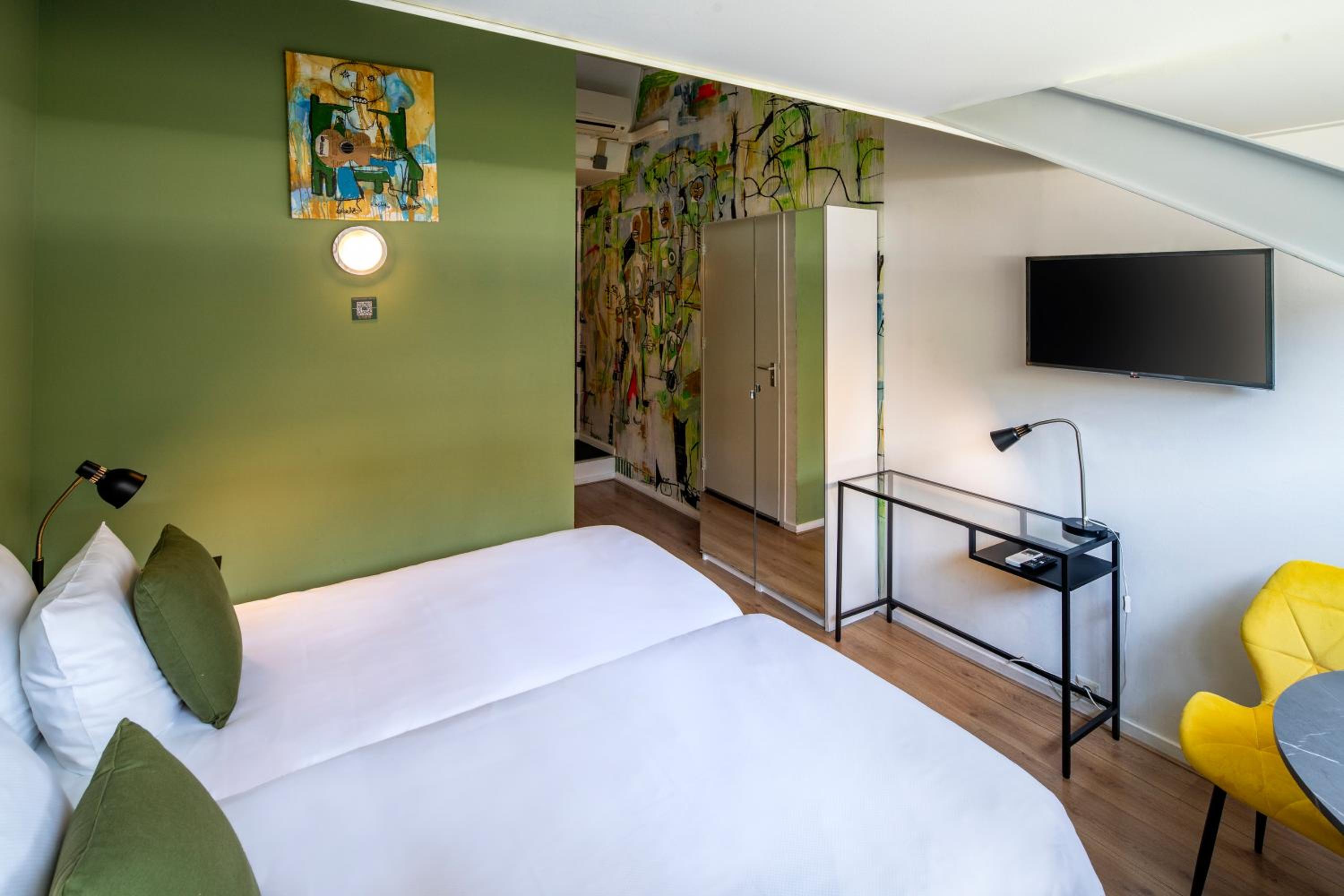 Double or Twin Room with View