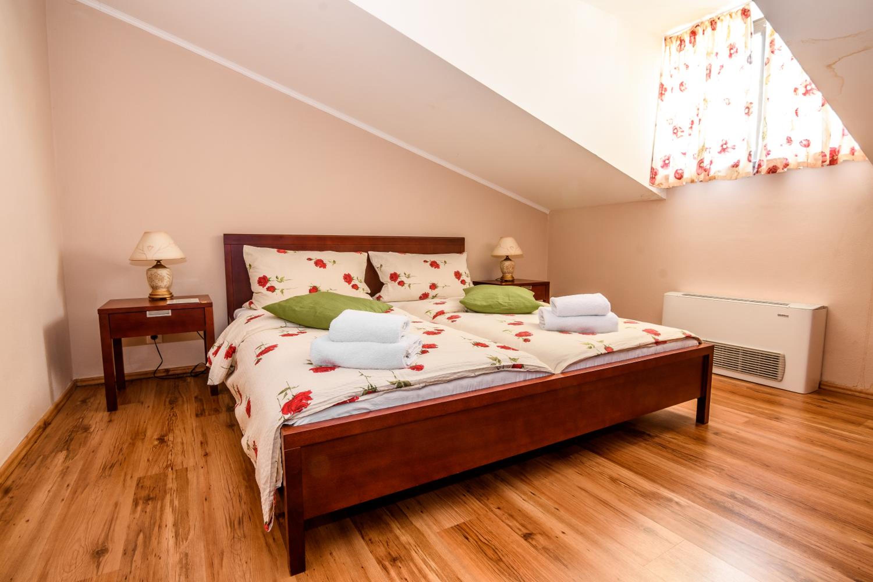 Comfort Double Room with Extra Bed